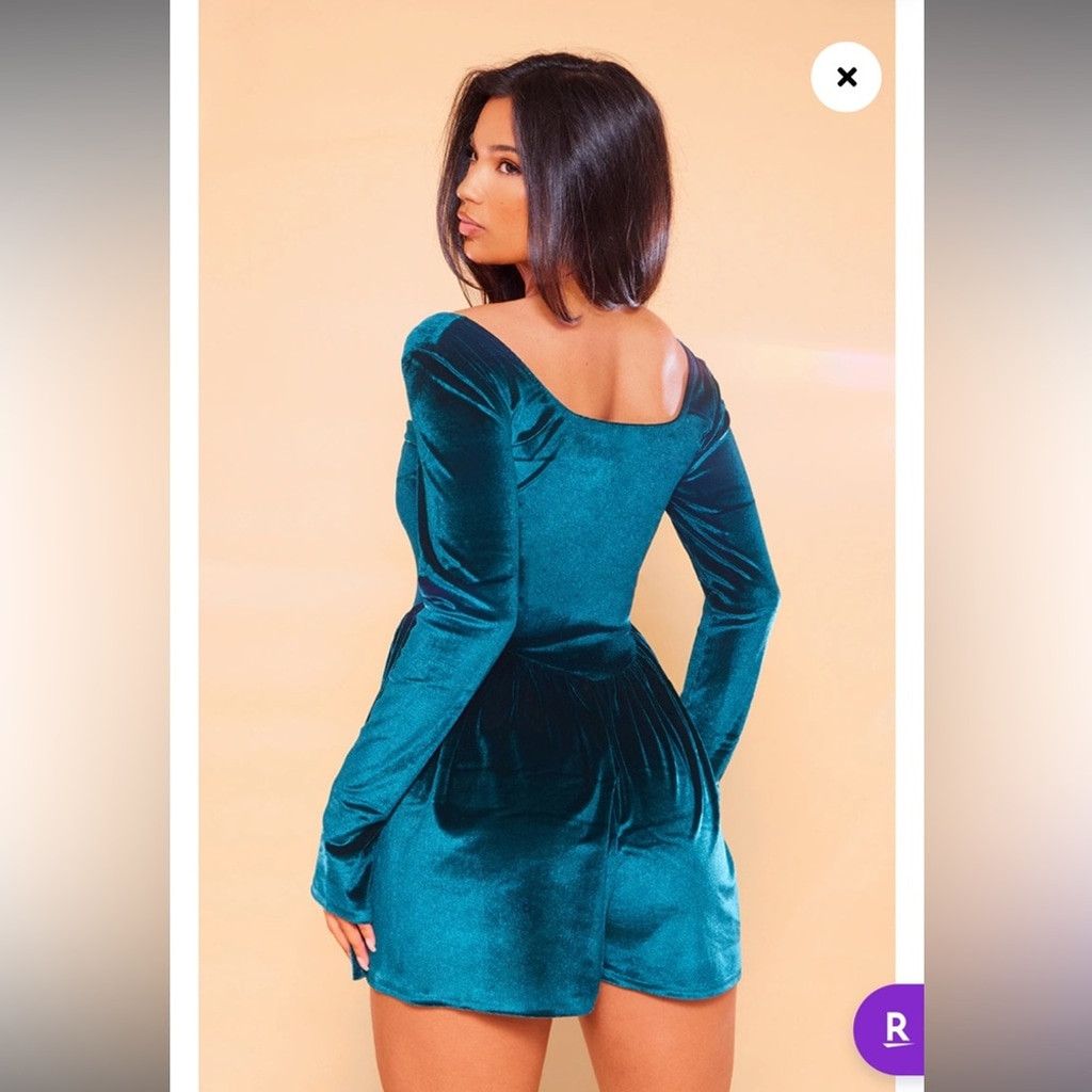 PrettyLittleThing Emerald Green Velvet Cup Detail Long Sleeve Skater Romper Size 28" / US 6 / IT 42 - 3 Thumbnail