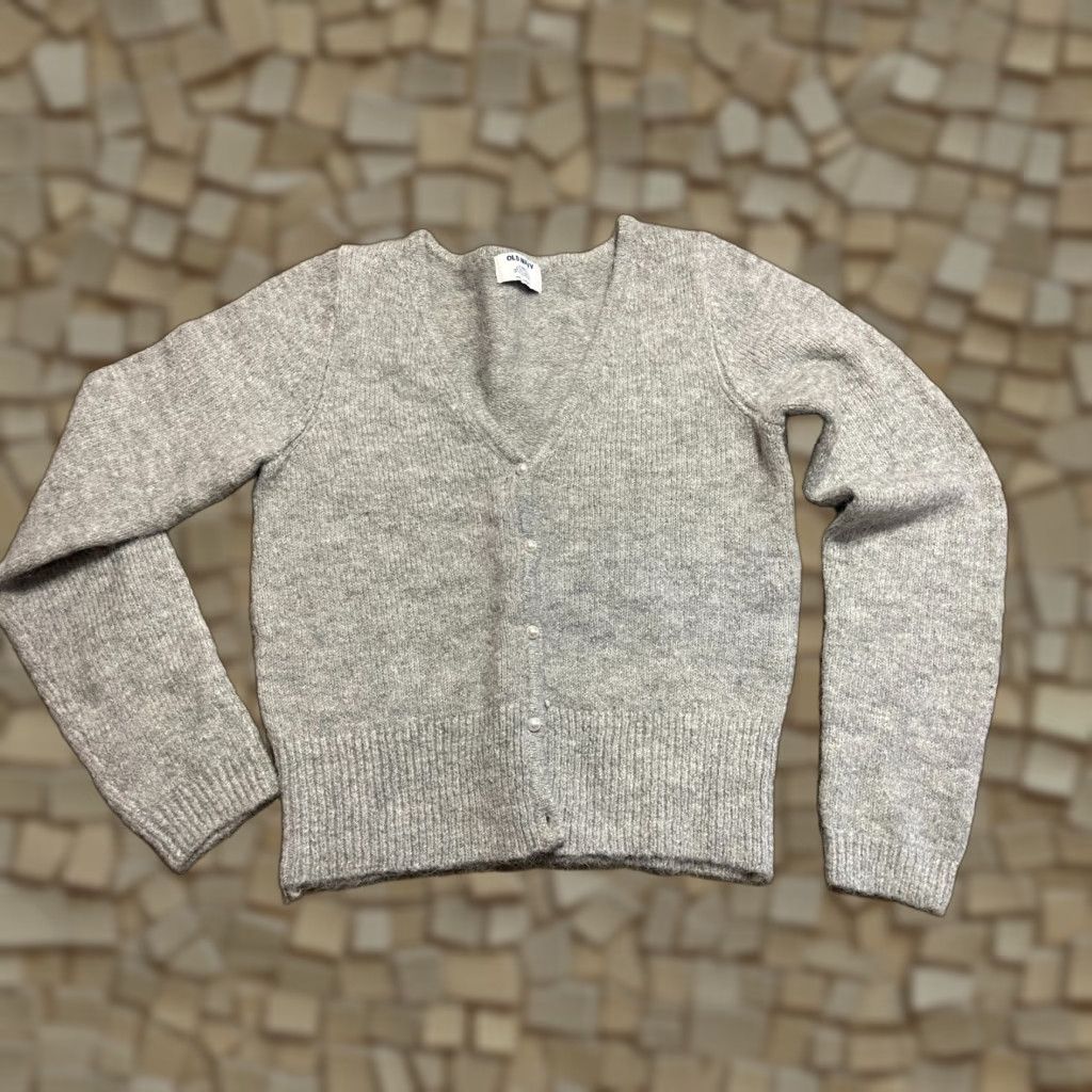 Old Navy Old Navy Sweater Women's Medium Tall Gray Buttons Cardigan NWT Size M / US 6-8 / IT 42-44 - 1 Thumbnail