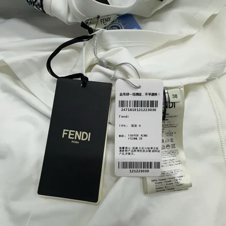 Fendi Fendi SS21 White Cotton Printed T-Shirt -2507 Size M / US 6-8 / IT 42-44 - 4 Thumbnail