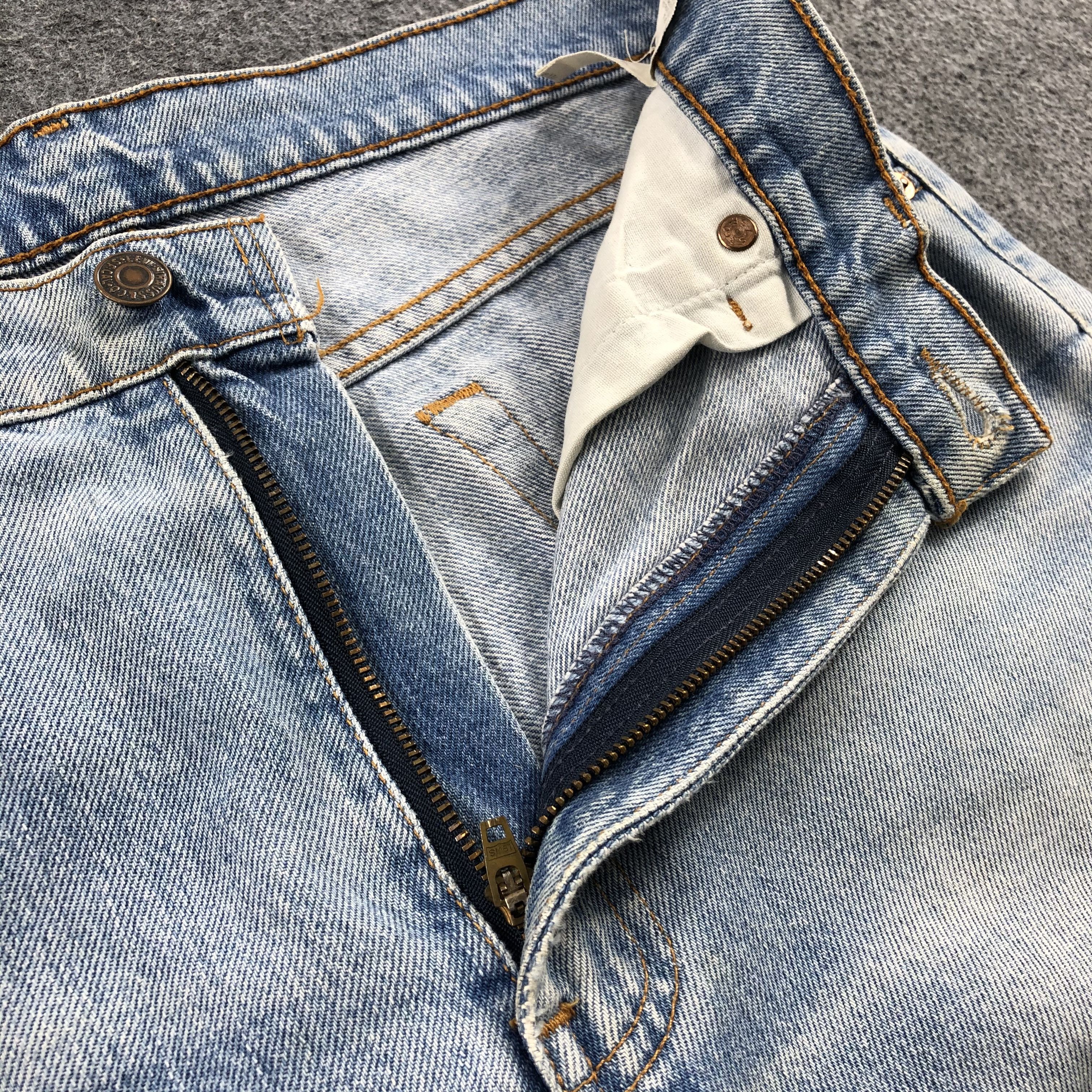 Vintage 90s Distress Light Wash Levis 510 Jeans-JM1356