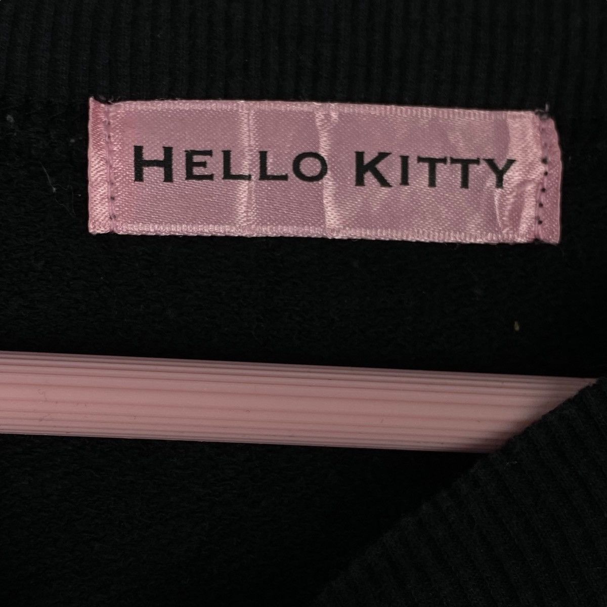 Japanese Brand × Vintage Vintage Hello Kitty Printed Crewneck Sweatshirt Black Pink Size L / US 10 / IT 46 - 5 Thumbnail