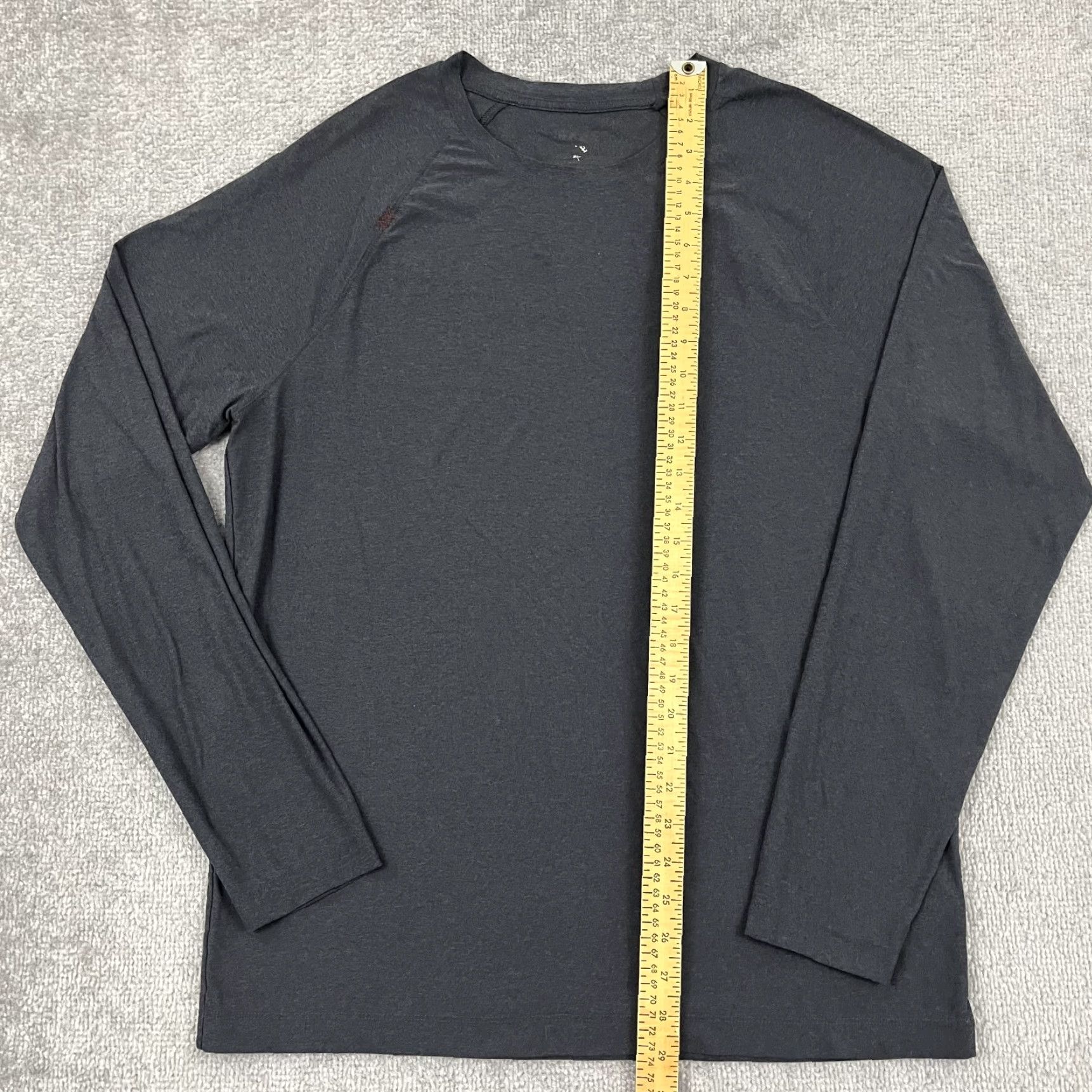 Rhone Rhone Reign Shirt Men L Gray Athletic Long Sleeve T-Shirt Active Fitness Workout Gym Training Pullover Crew Neck Size US L / EU 52-54 / 3 - 5 Thumbnail