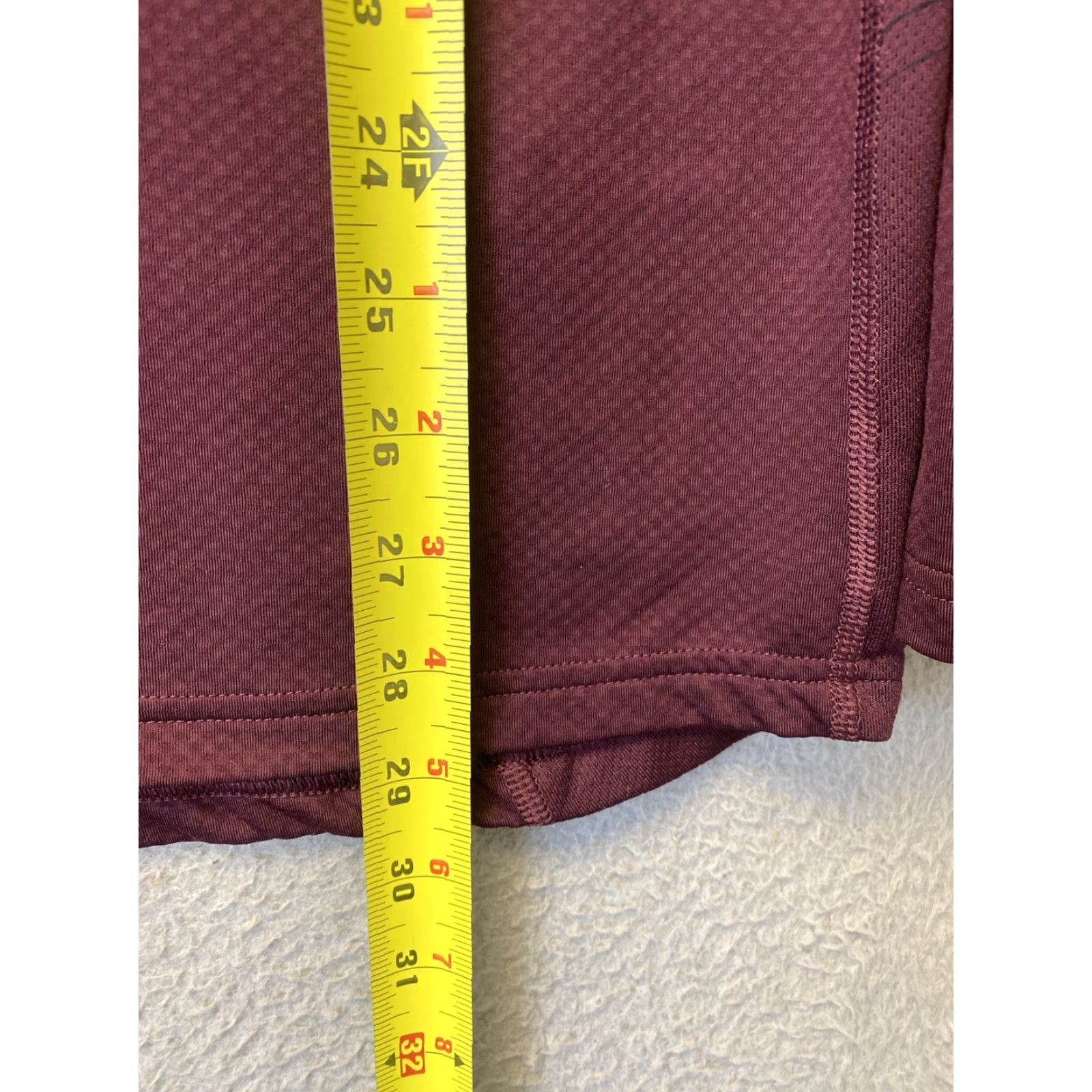 Under Armour VINTAGE Under Armour Shirt Men Long Sleeve Mock Neck Maroon Large 38-74 Outdoor Mens Size US L / EU 52-54 / 3 - 5 Thumbnail