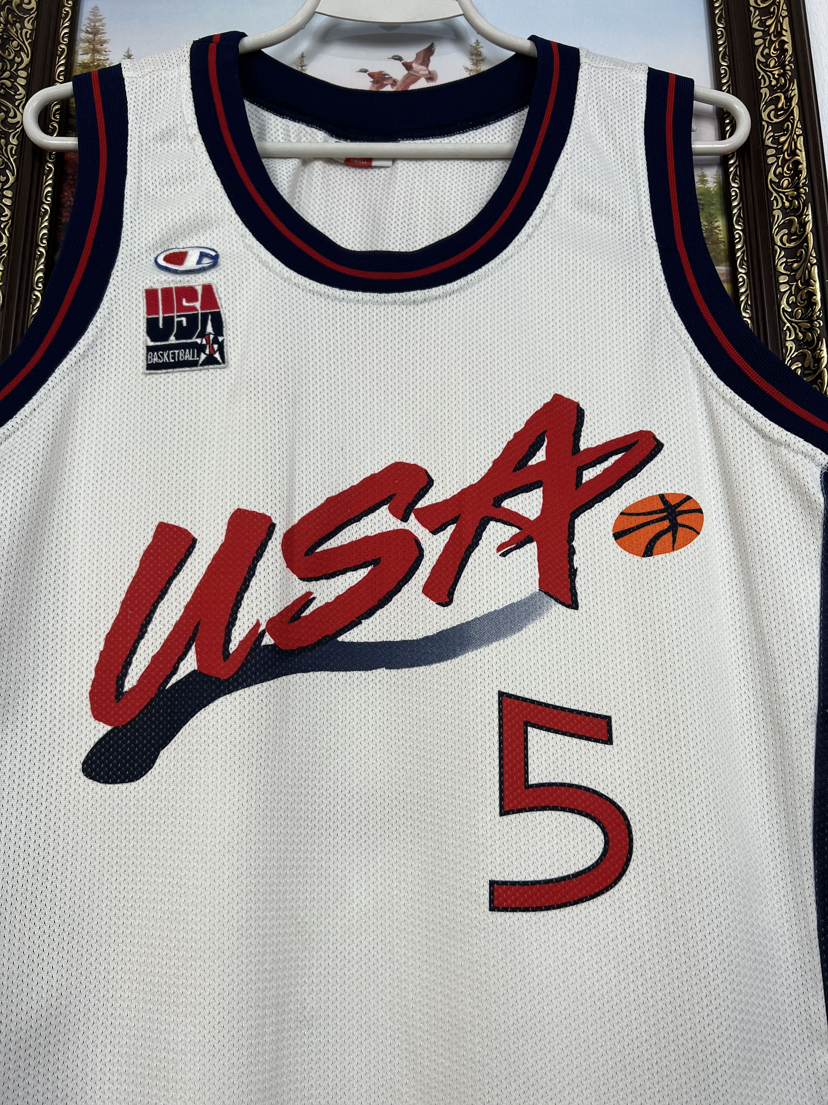 Champion Vintage 90's Champion USA Team #5 Hill White NBA Jersey Size US S / EU 44-46 / 1 - 5 Thumbnail