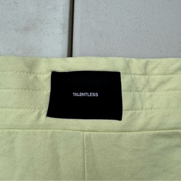 Talentless NEW TALENTLESS BOXING SHORTS YELLOW SZ MEDIUM M Size 24" / US 00 / IT 34 - 2 Thumbnail