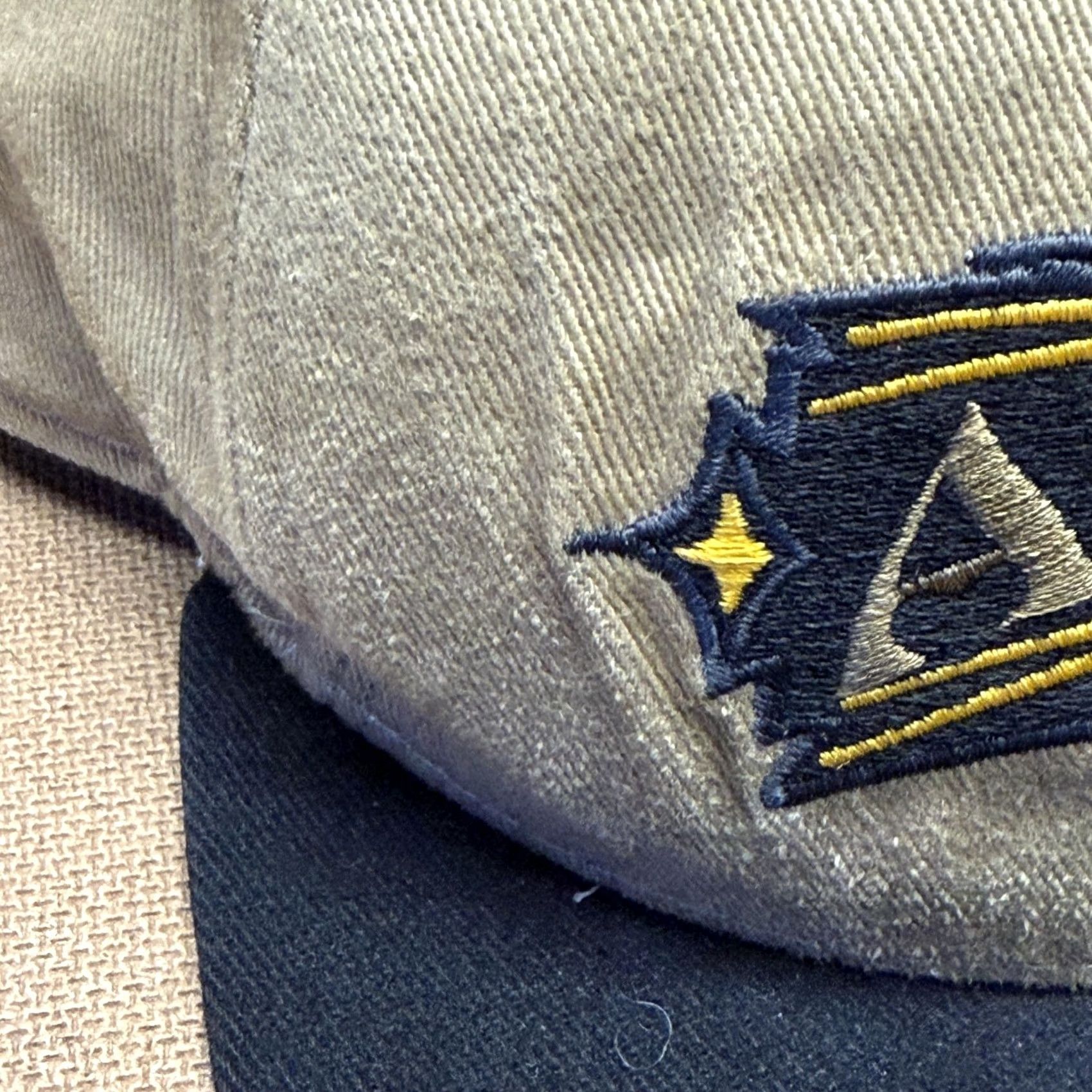 New Era VINTAGE New Era Army strap back baseball cap Mens One Size Beige Twill HOOAH 90s, Army, Patriotic, Adjustable, Casual Size ONE SIZE - 5 Thumbnail