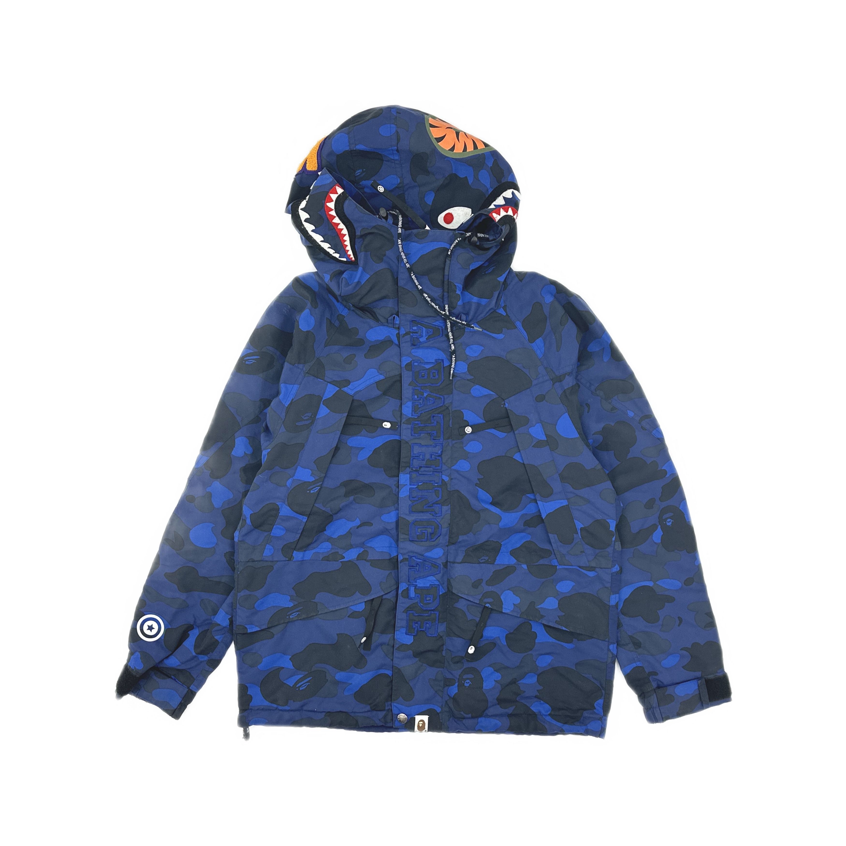 Bape A Bathing Ape Blue Camo Shark WGM Hooded Jacket Size M Size US M / EU 48-50 / 2 - 1 Thumbnail