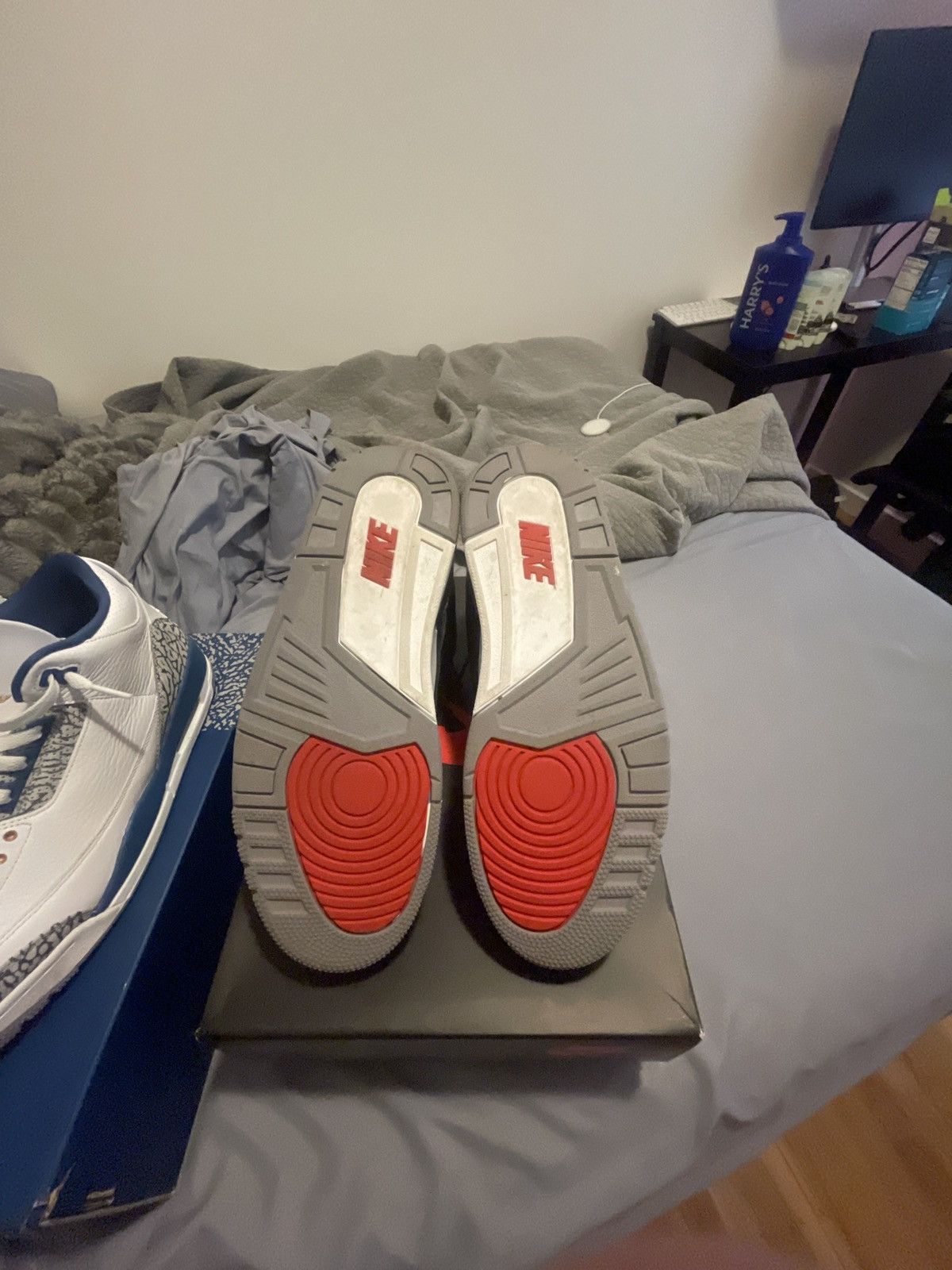 Jordan Brand Jordan 3 Black Cement (2024) Size US 10.5 / EU 43-44 - 9 Thumbnail