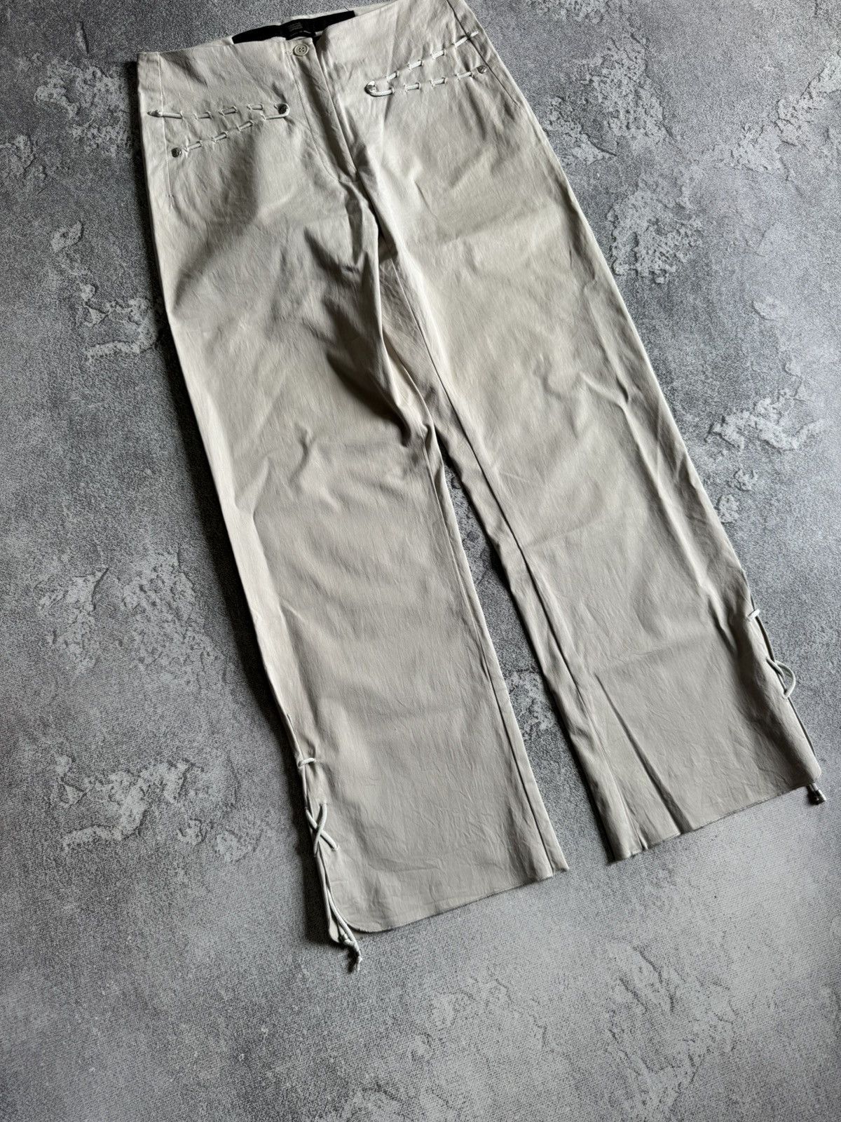 Marithe + Francois Girbaud Marithe Francois Girbaud Beige Pants Lace Detail Size IT 42 Size 28" / US 6 / IT 42 - 3 Thumbnail