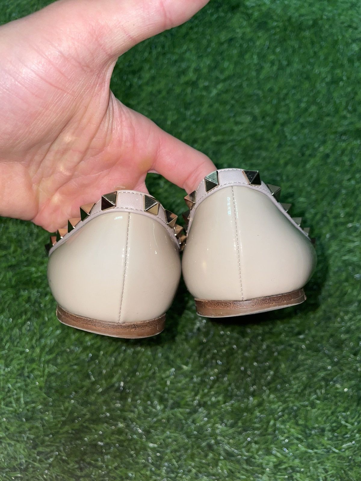 Valentino Valentino Garavani Women shoes Balerina flats 37/6.5 Ivory Size US 6.5 / IT 36.5 - 6 Thumbnail