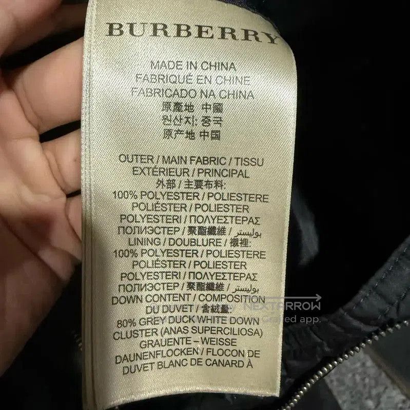 Burberry Burberry Black Nylon Women's Down Jacket. Size M / US 6-8 / IT 42-44 - 5 Thumbnail