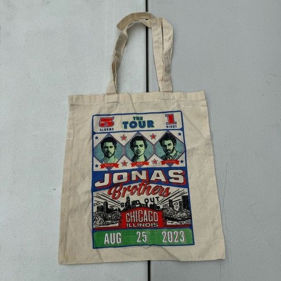 Band Tees × Designer NEW JONAS BROTHERS CHICAGO ILLINOIS TOUR TOTE BAG Size ONE SIZE - 1 Thumbnail