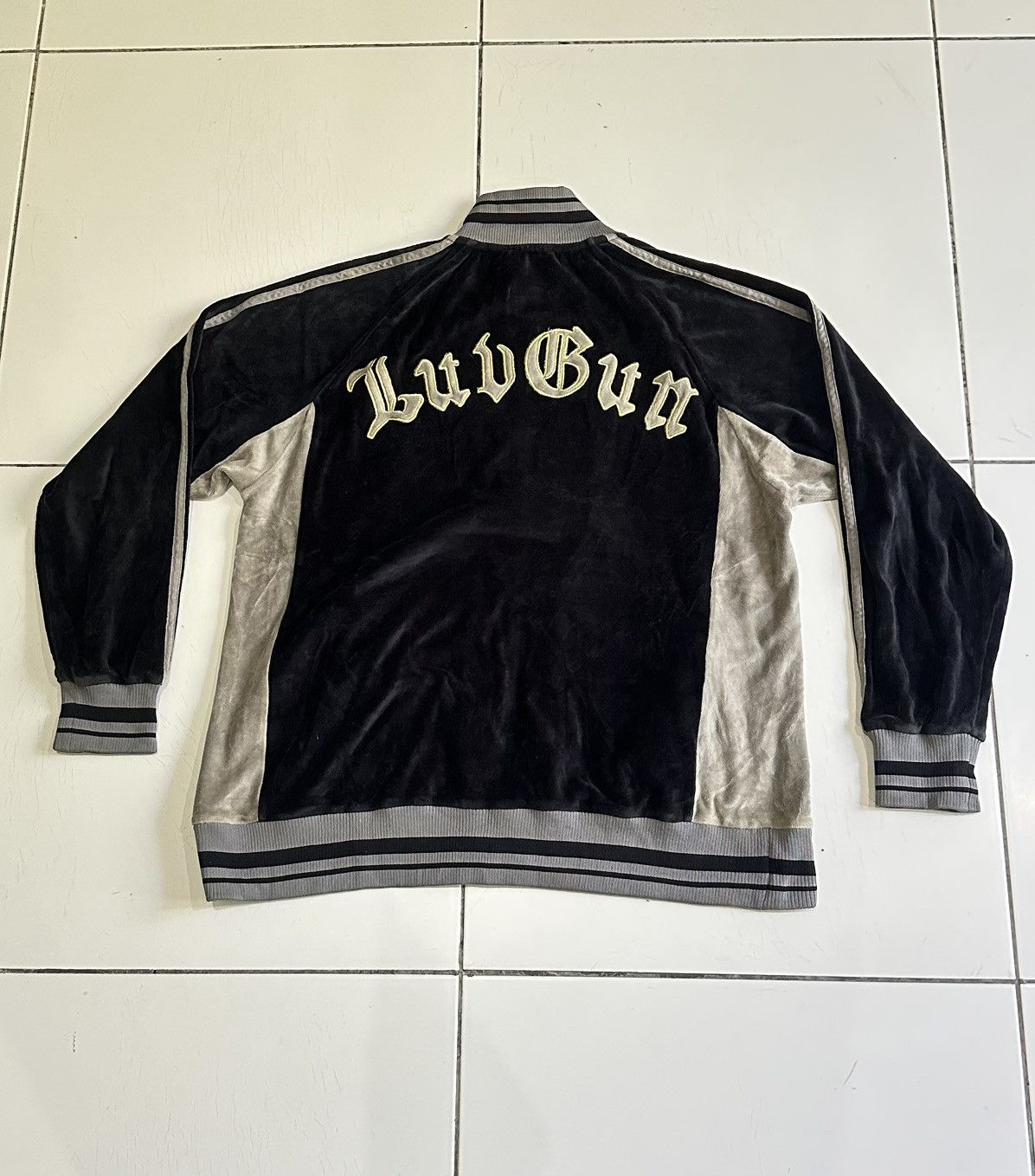 Other UK Luvgun spell out there clothes with your history Jackets Size US L / EU 52-54 / 3 - 2 Thumbnail