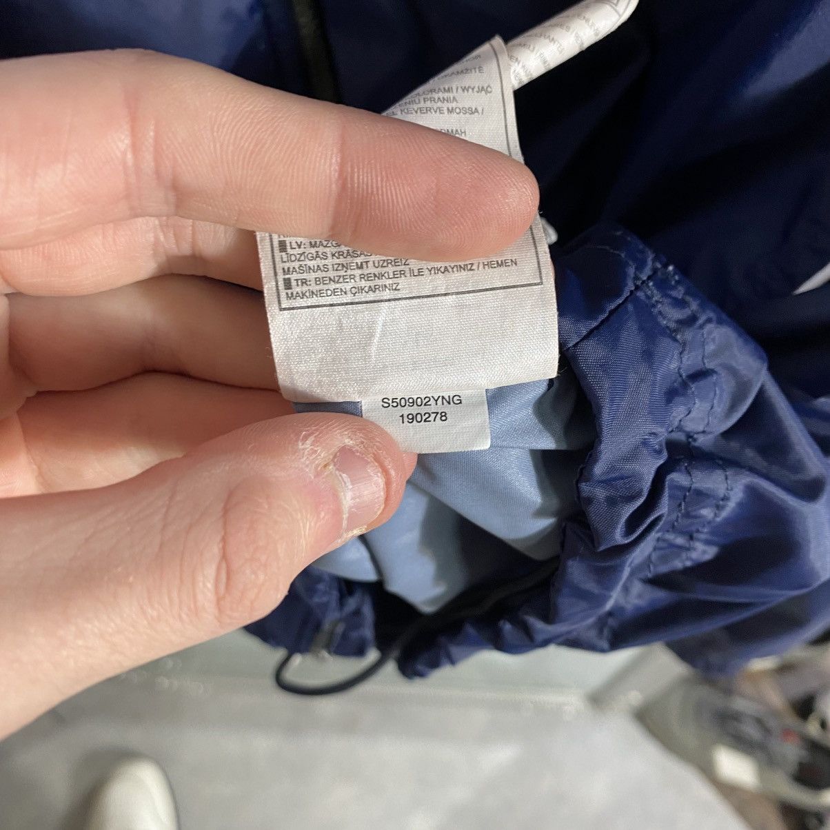 Nike Vintage Nike Track Jacket Striped Mini Swoosh 00s Y2K Size US L / EU 52-54 / 3 - 8 Thumbnail