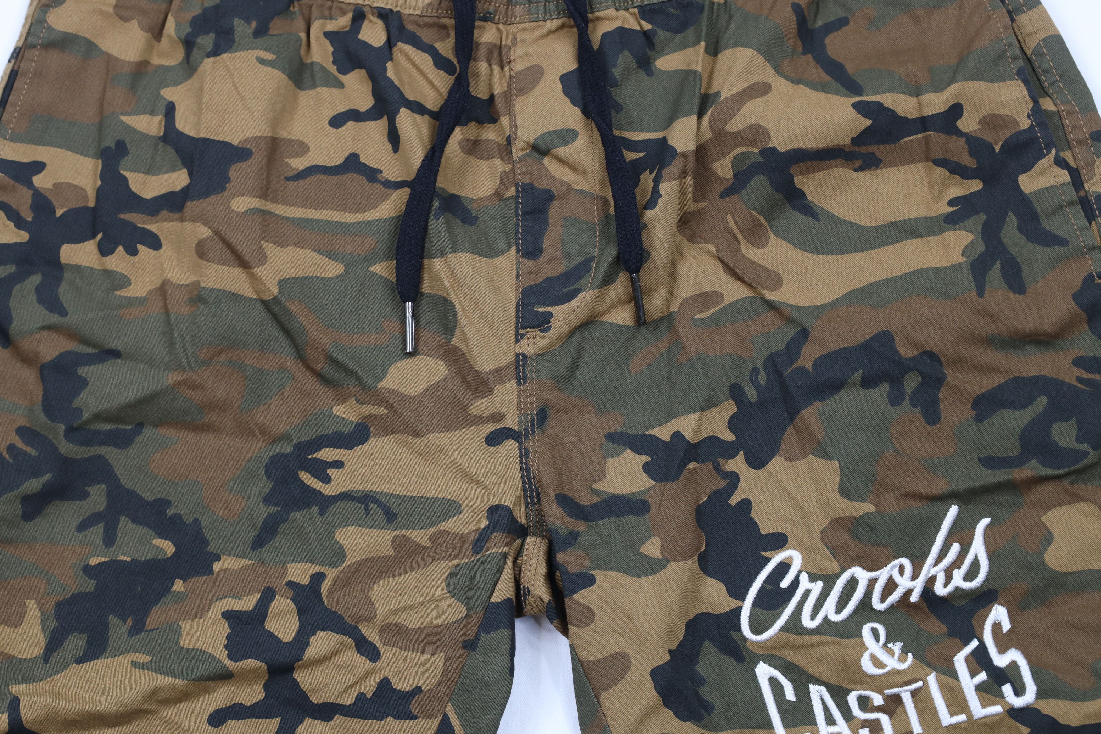 Crooks & Castles × Vintage Vintage Crooks & Castles Out Above Knee Camouflage Shorts Size US 36 / EU 52 - 3 Thumbnail