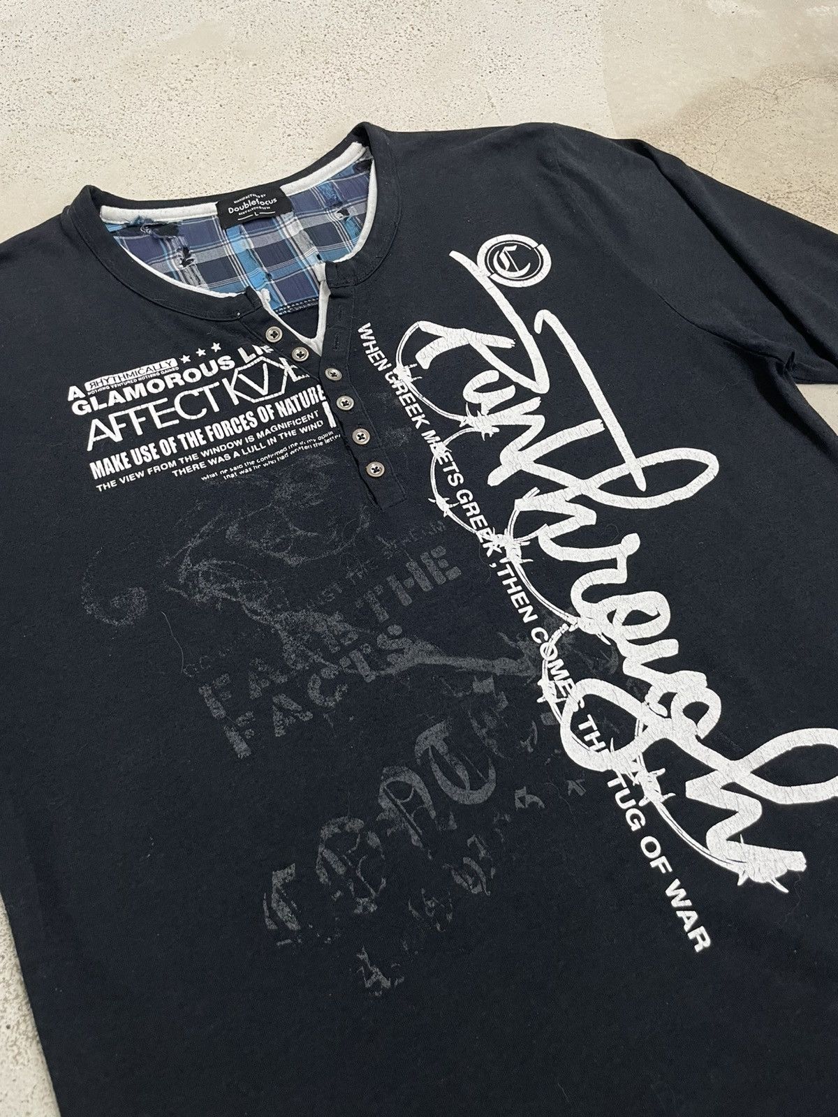 Japanese Brand Doublefocus Layered Y2K Graffiti Wording Tartan Button Neck Size US L / EU 52-54 / 3 - 6 Thumbnail