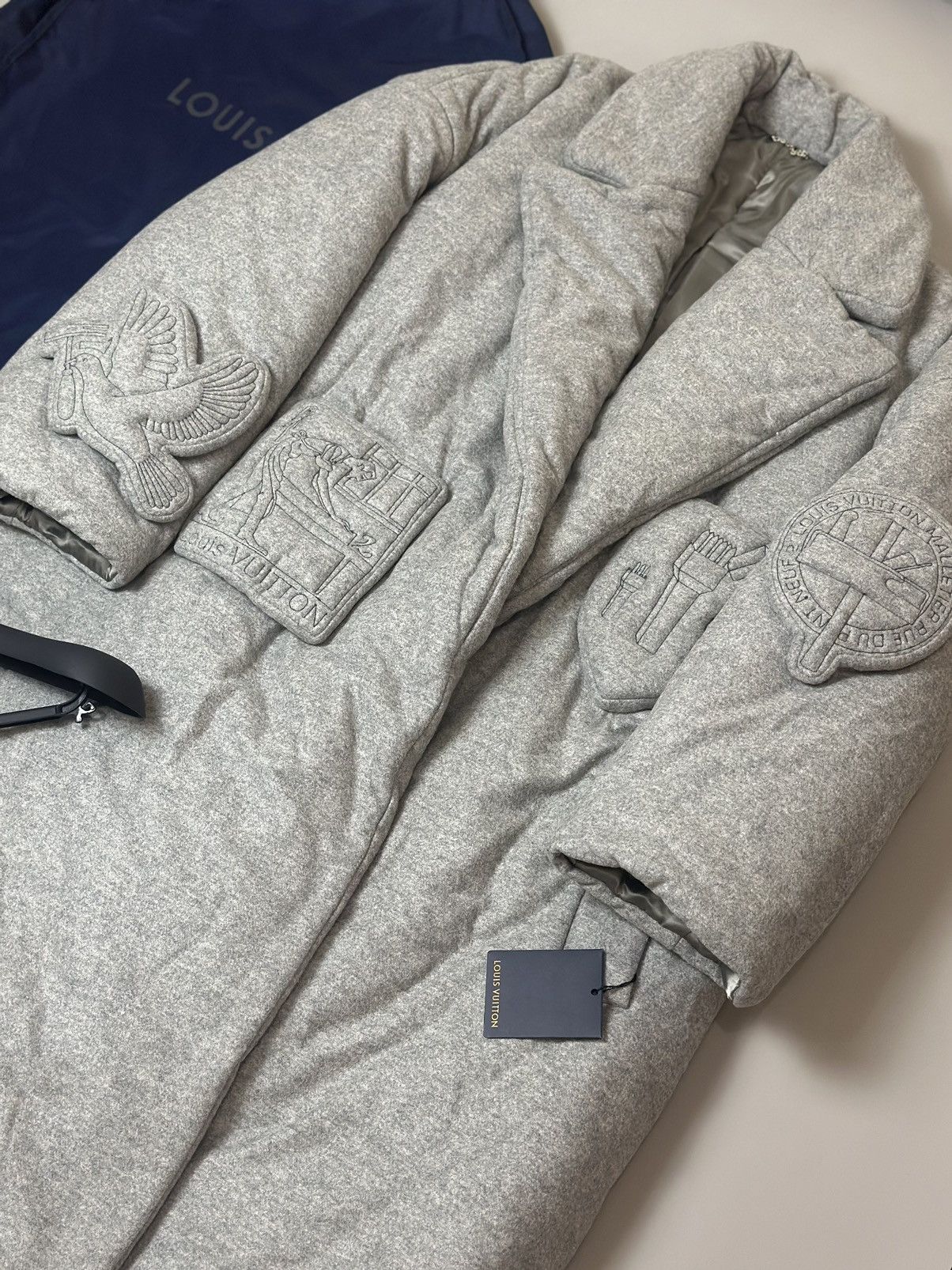 Louis Vuitton × Virgil Abloh RARE Louis Vuitton By Virgil Abloh FW19 Padded Long Coat Size US L / EU 52-54 / 3 - 2 Thumbnail