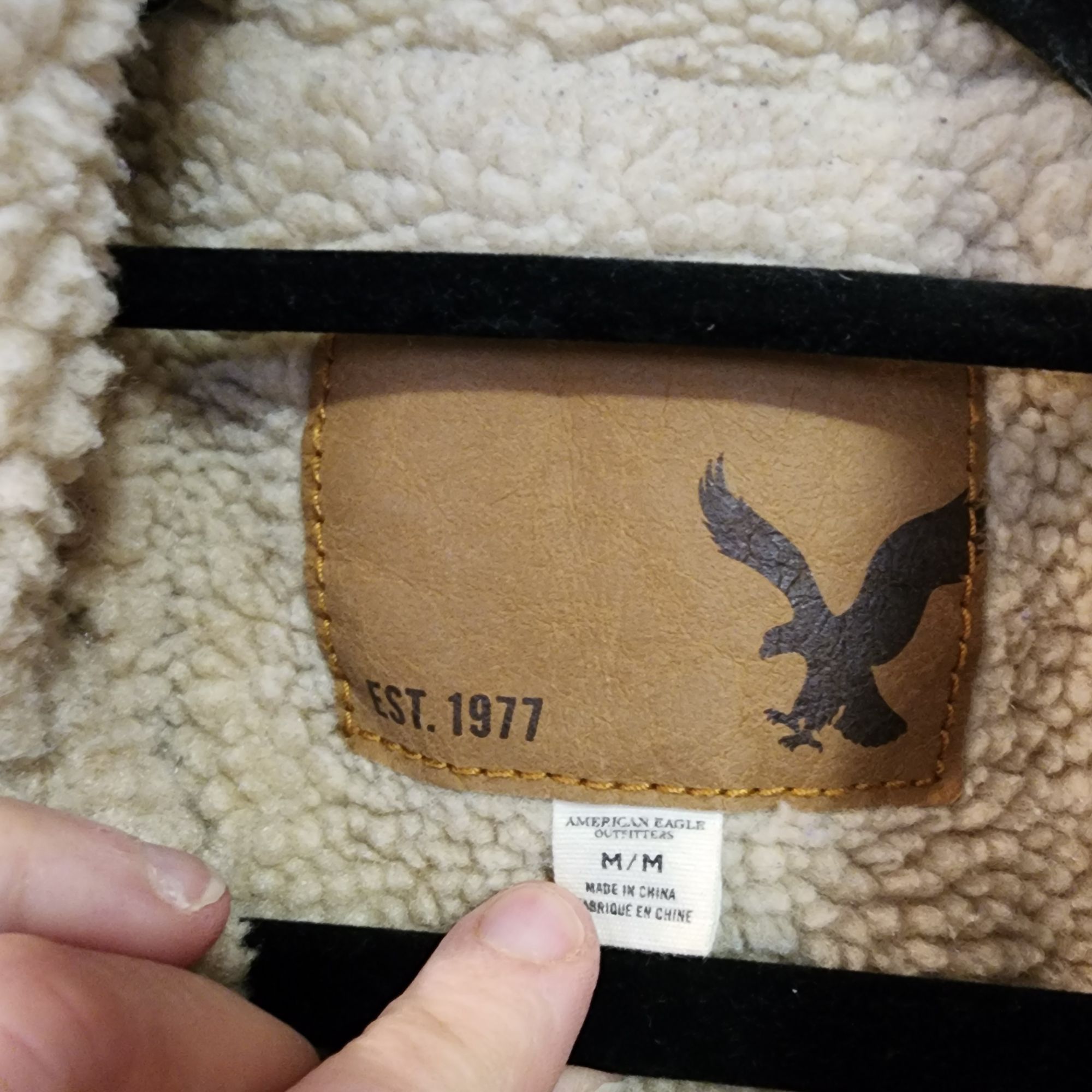 American Eagle Outfitters American Eagle Outfitters men's sherpa-lined denim trucker j Size US M / EU 48-50 / 2 - 3 Thumbnail