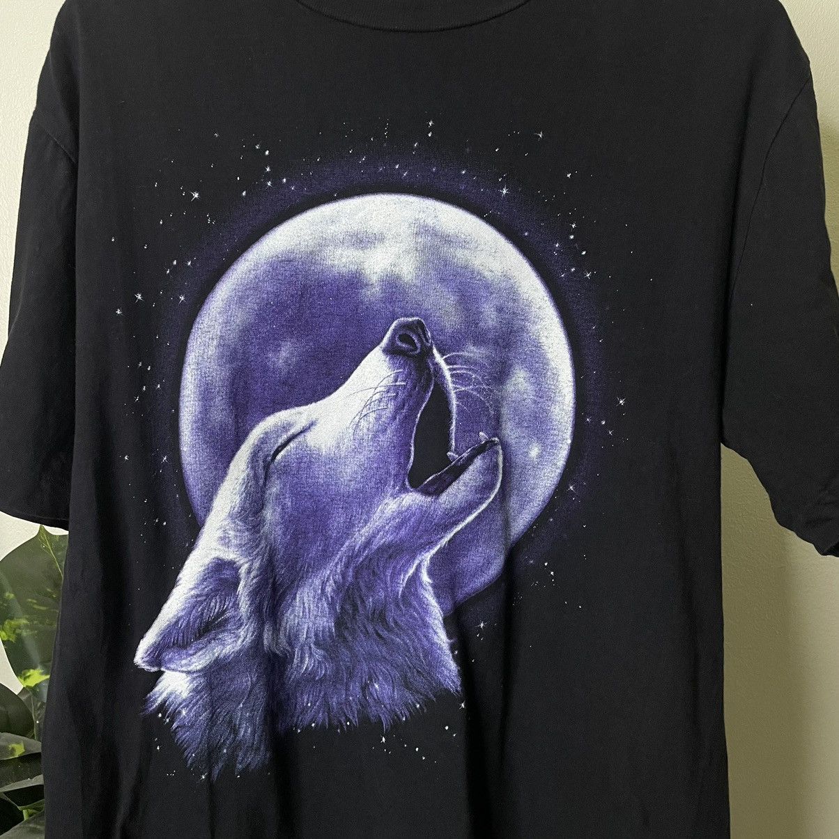Habitat × Vintage Vintage 1990s Wolf Barking To The Moon Double Sided Graphic Size US L / EU 52-54 / 3 - 2 Thumbnail