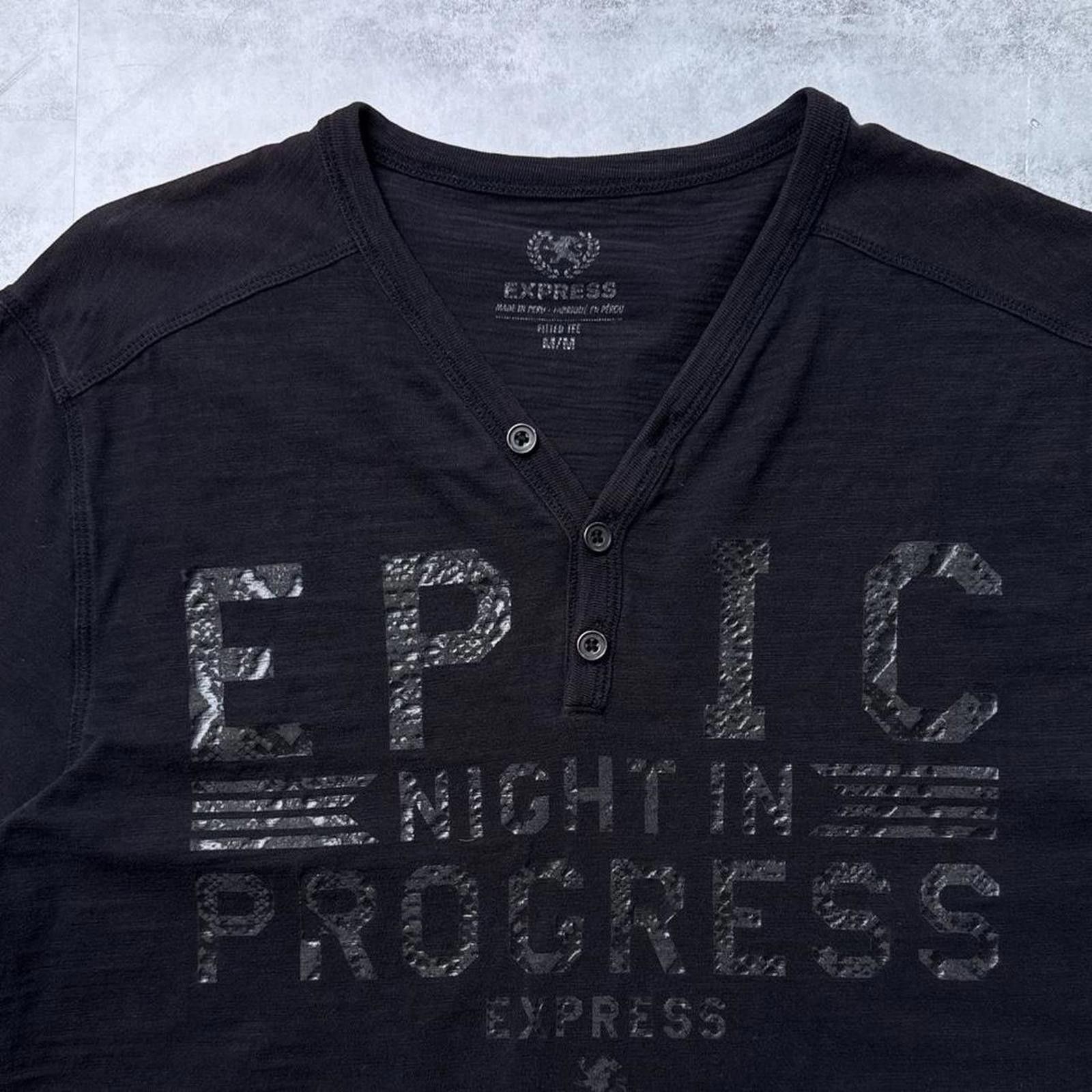 Express Y2K Express 00s black graphic t shirt Size US M / EU 48-50 / 2 - 5 Thumbnail