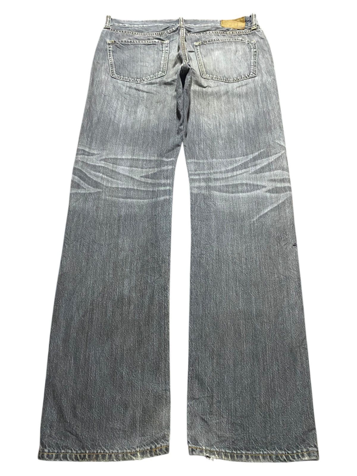 Japanese Brand Vintage Japanese Brand Uniqlo S002 Faded Wash Straight Fit Size US 35 - 2 Thumbnail