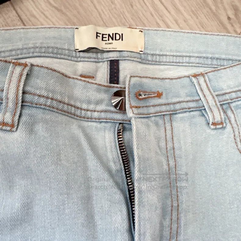 Fendi Fendi Kaiser Lagerfeld Logo Jeans Size 27" / US 4 / IT 40 - 4 Thumbnail