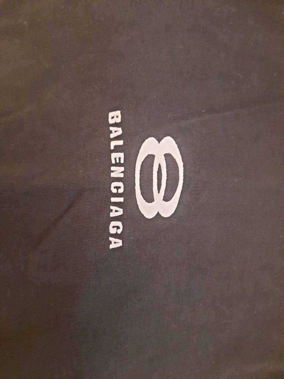 Balenciaga *New* Unity Sports Icon Cropped Distressed Tee Size US S / EU 44-46 / 1 - 4 Thumbnail