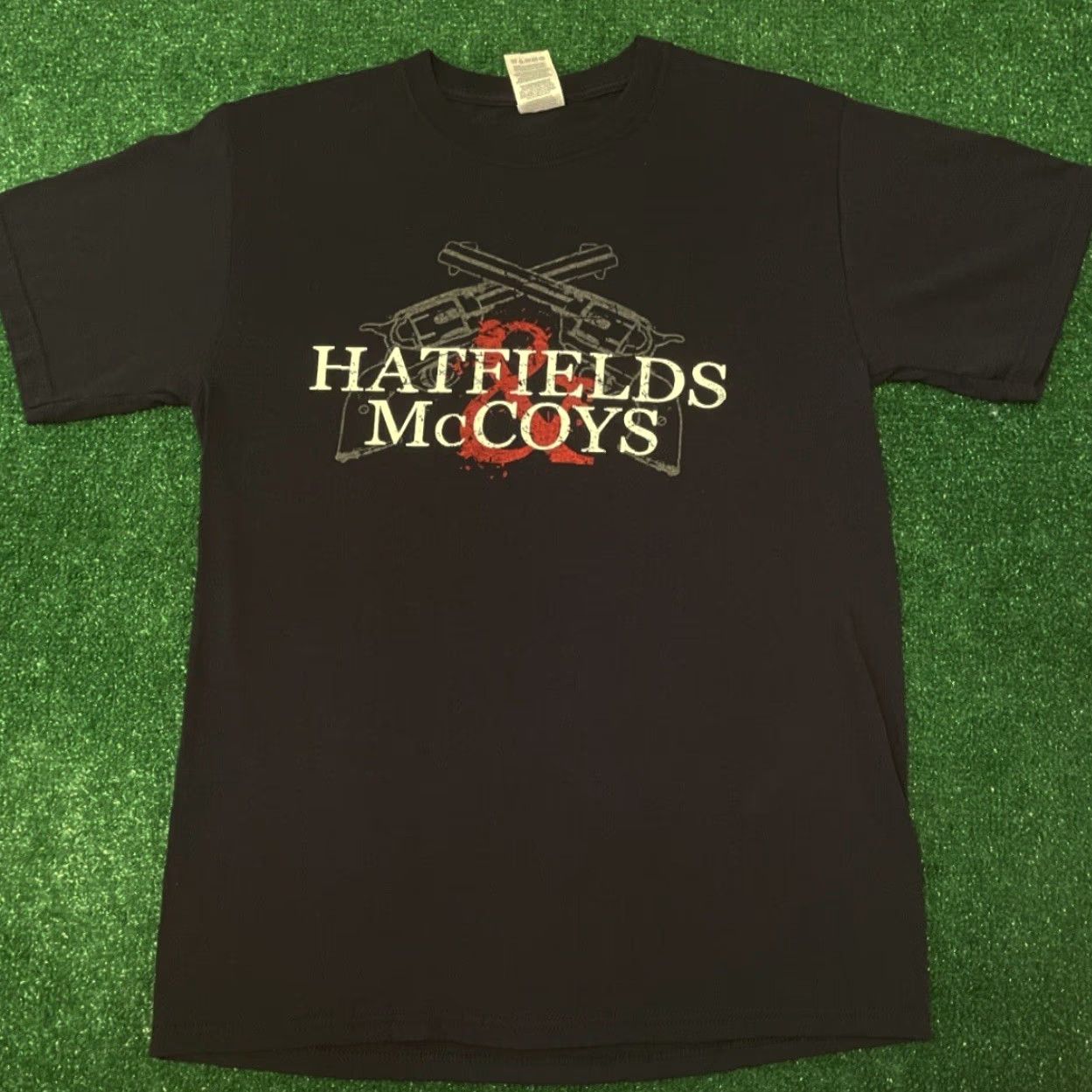 Vintage VINTAGE Hatfield McCoys Them Fighting Words VTG Shirt Mens M Horror Black 90s Punk Grunge Hip Hop 90s Mens Shirt Size US M / EU 48-50 / 2 - 4 Thumbnail
