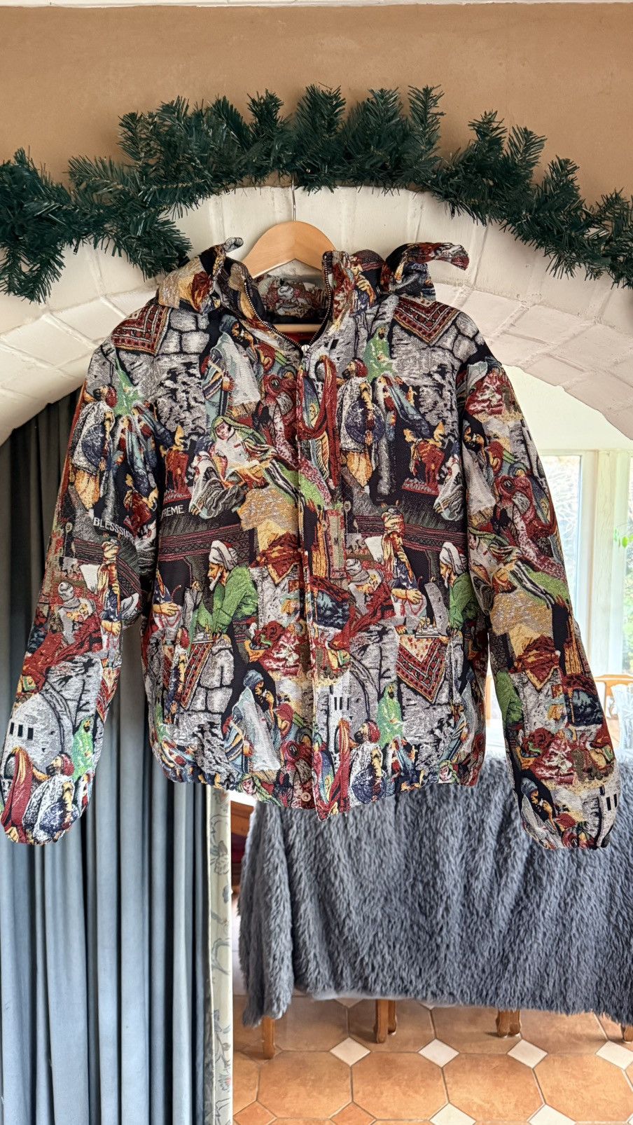Bless × Supreme Supreme Bless Tapestry Down Puffer FW23 Size US L / EU 52-54 / 3 - 1 Thumbnail