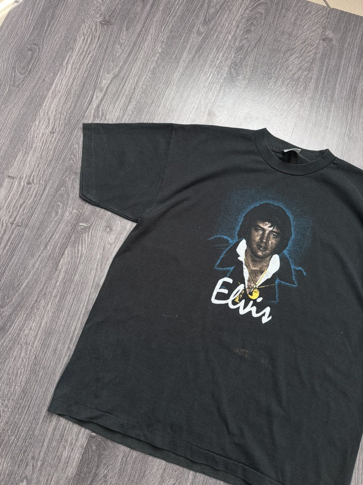 Band Tees Vintage Elvis 90s Big Face print distressed t-shirt Size US XL / EU 56 / 4 - 3 Thumbnail
