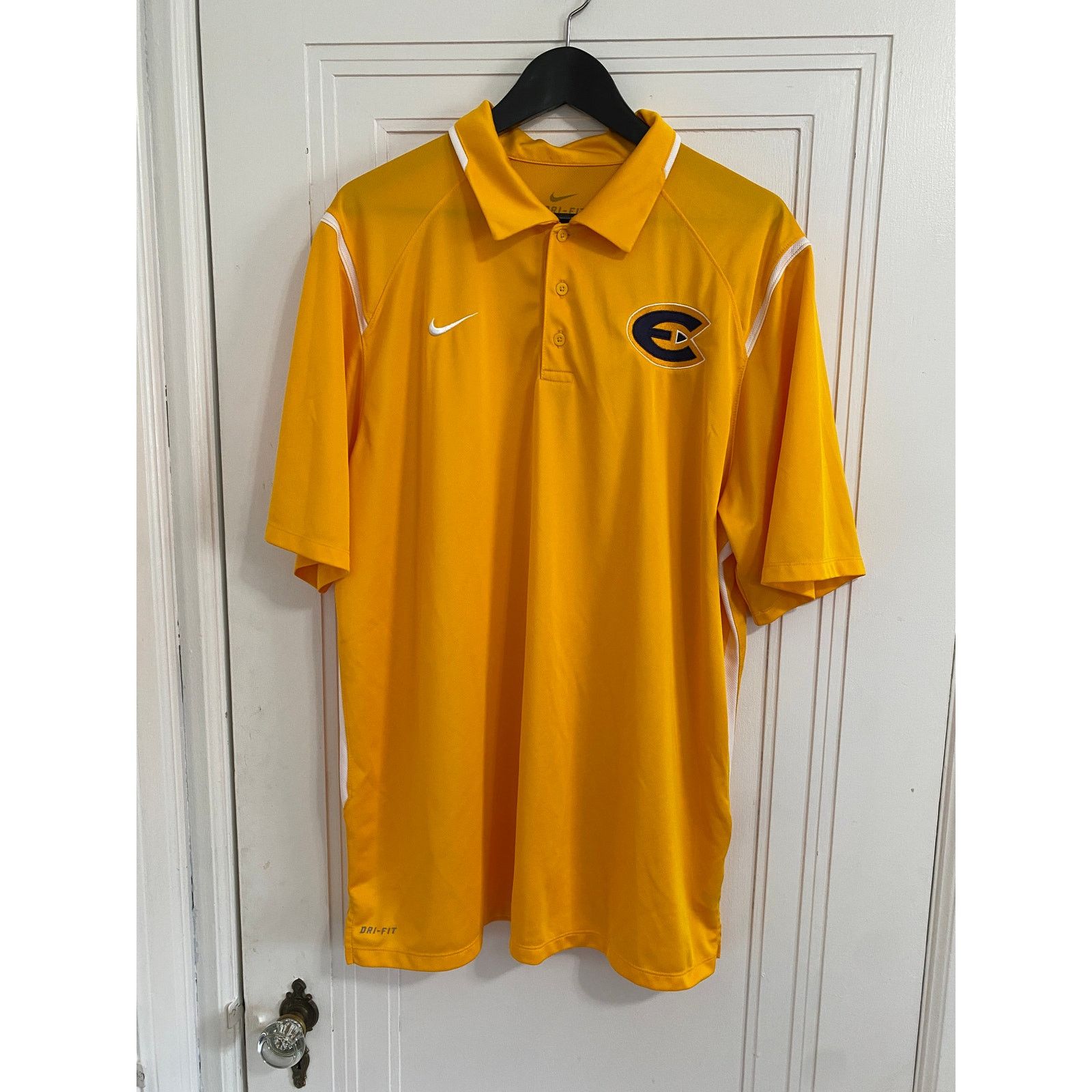 Nike UW Eau Claire BluGolds Nike Dri-Fit Golf Polo Size XL Size US XL / EU 56 / 4 - 1 Thumbnail