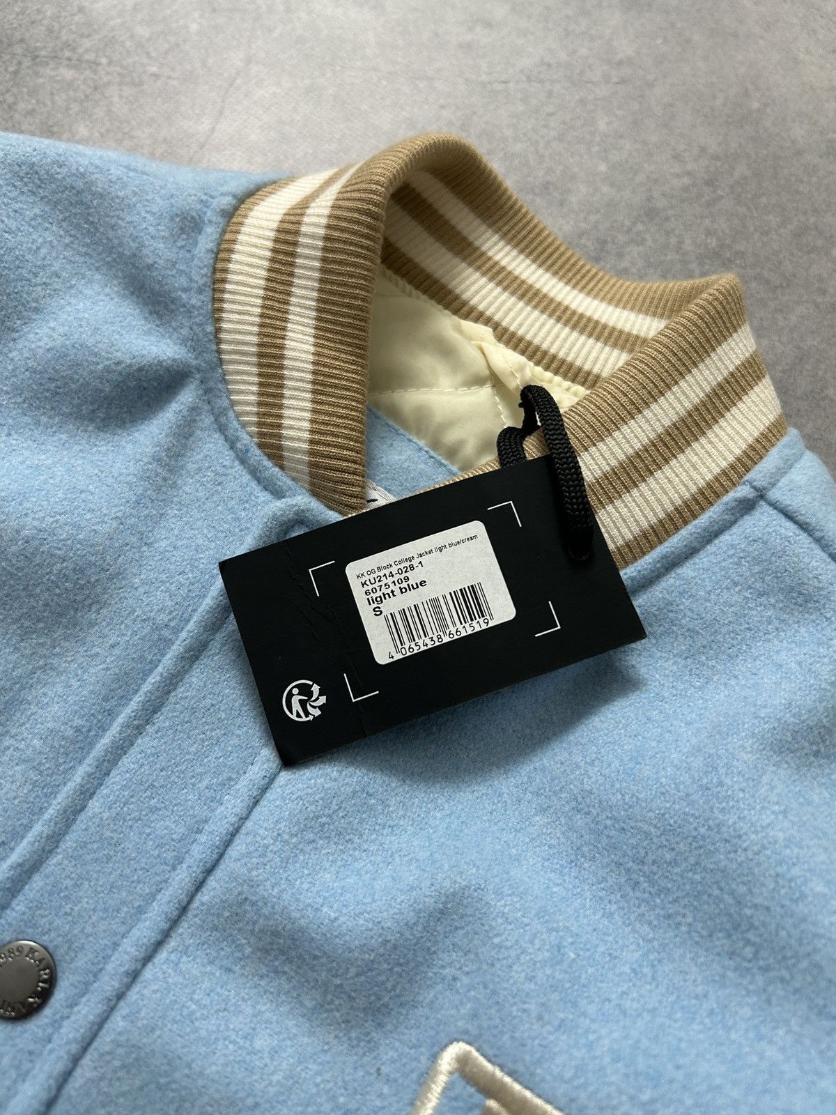 Karl Kani Karl Kani big logo jacket mens light/blue OG size S Size US M / EU 48-50 / 2 - 6 Thumbnail