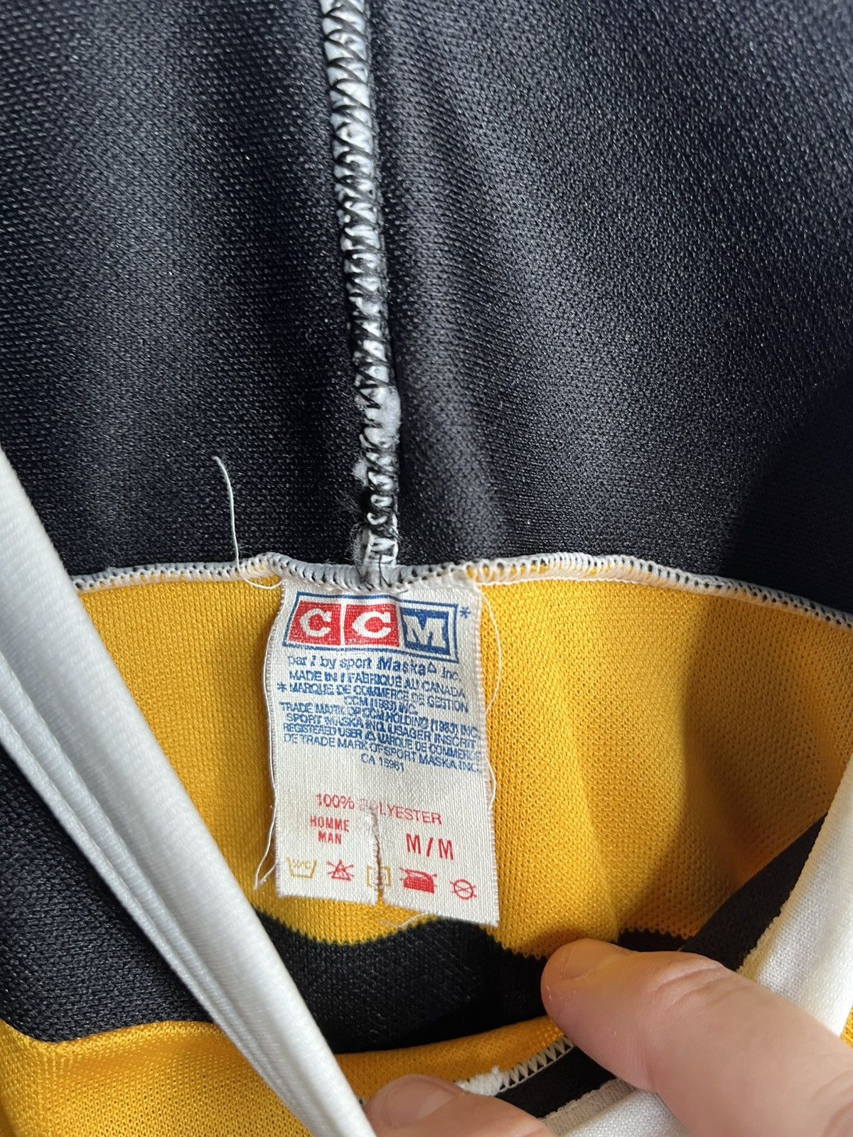 Ccm × NHL × Vintage Vintage 80s CCM Boston bruins alternate jersey Size US M / EU 48-50 / 2 - 4 Thumbnail