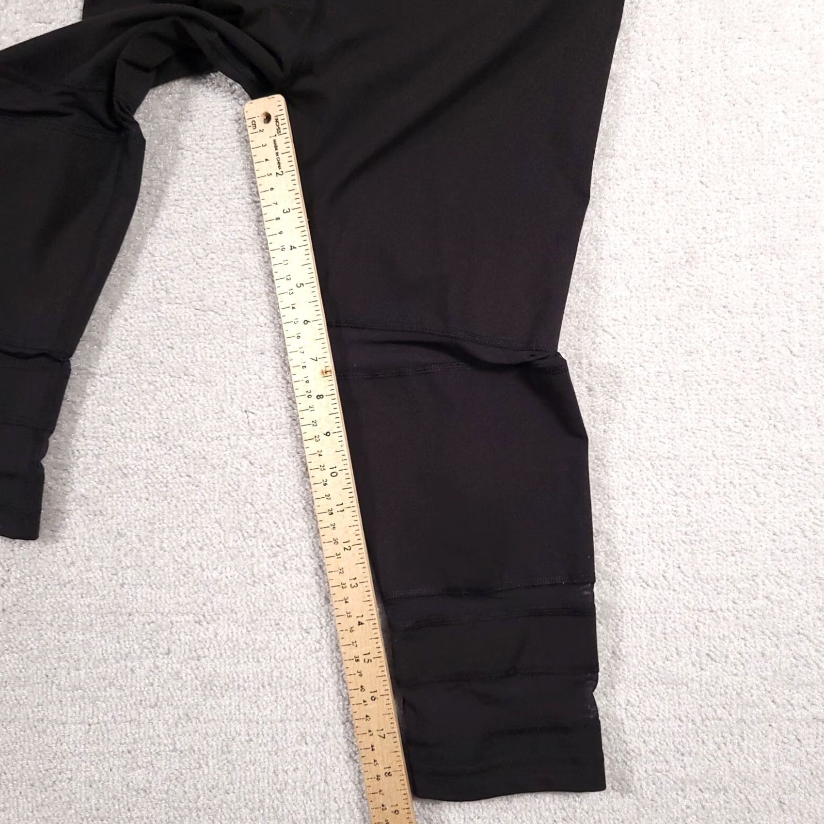 Reebok Reebok Leggings Womens S Small Black Crop Workout Activewear Size 42" / US 20 - 5 Thumbnail