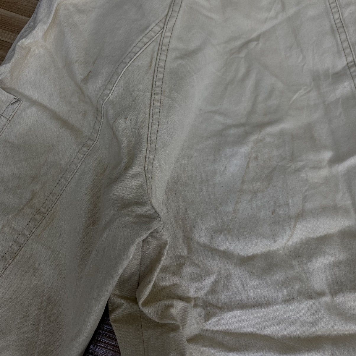 Japanese Brand BOCHI2 Japanese Brand Multi Pockets Button Up Cream Denim Size US L / EU 52-54 / 3 - 8 Thumbnail