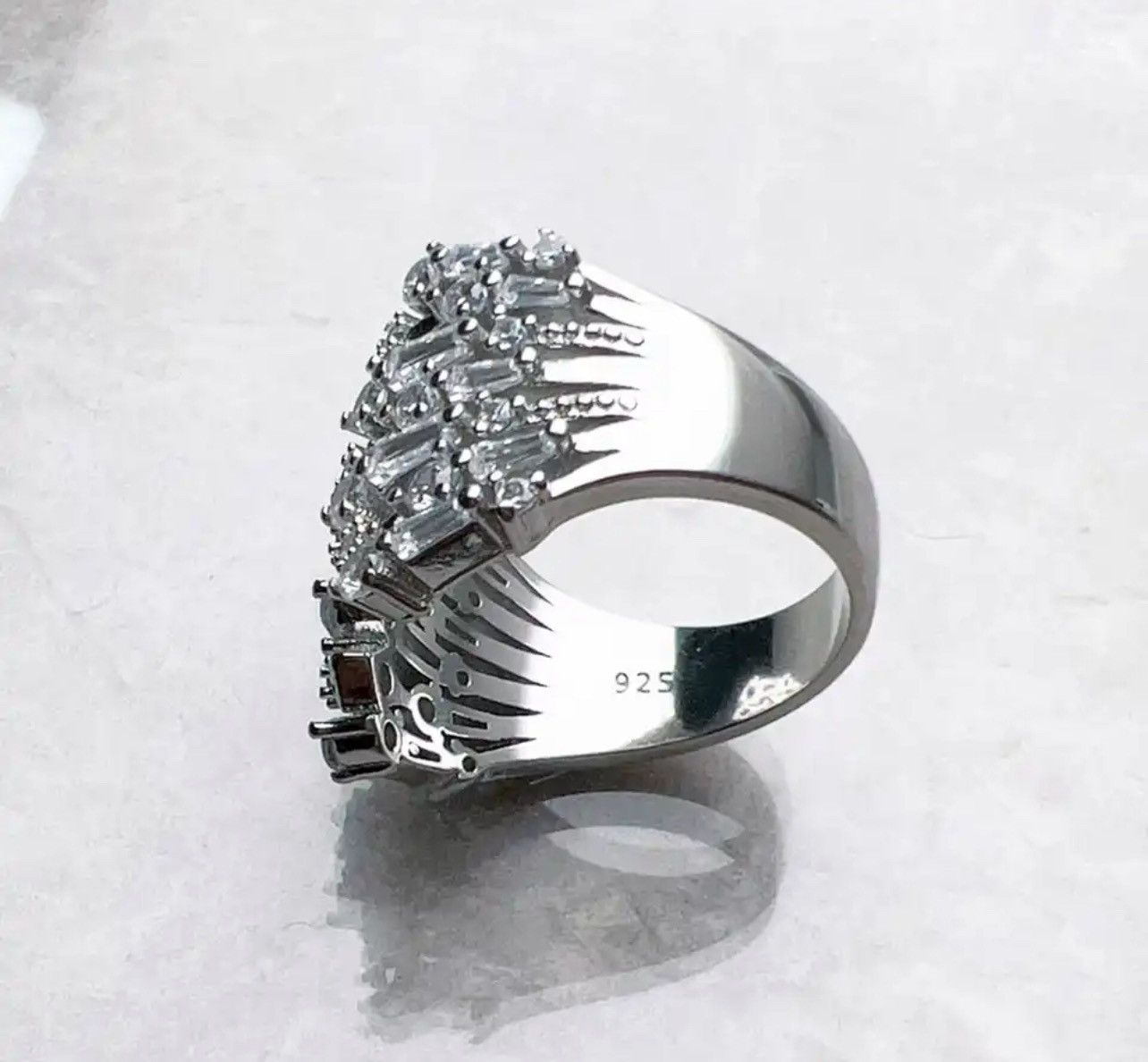 Vintage Ring with Winter Sun Rays Design Size ONE SIZE - 2 Thumbnail
