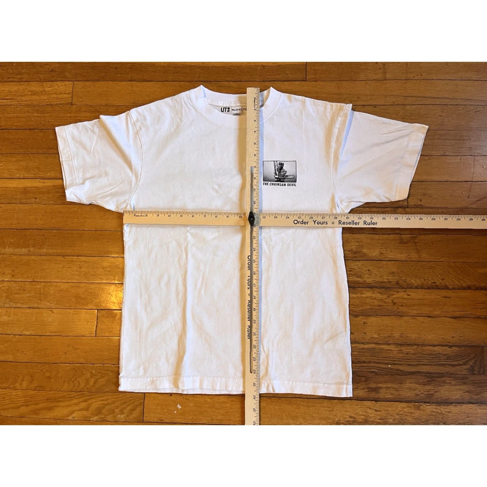 Uniqlo Uniqlo Chainsaw Man The Chainsaw Devil Kosuke Kawamura Shirt Men’s XS White Size US XS / EU 42 / 0 - 7 Thumbnail
