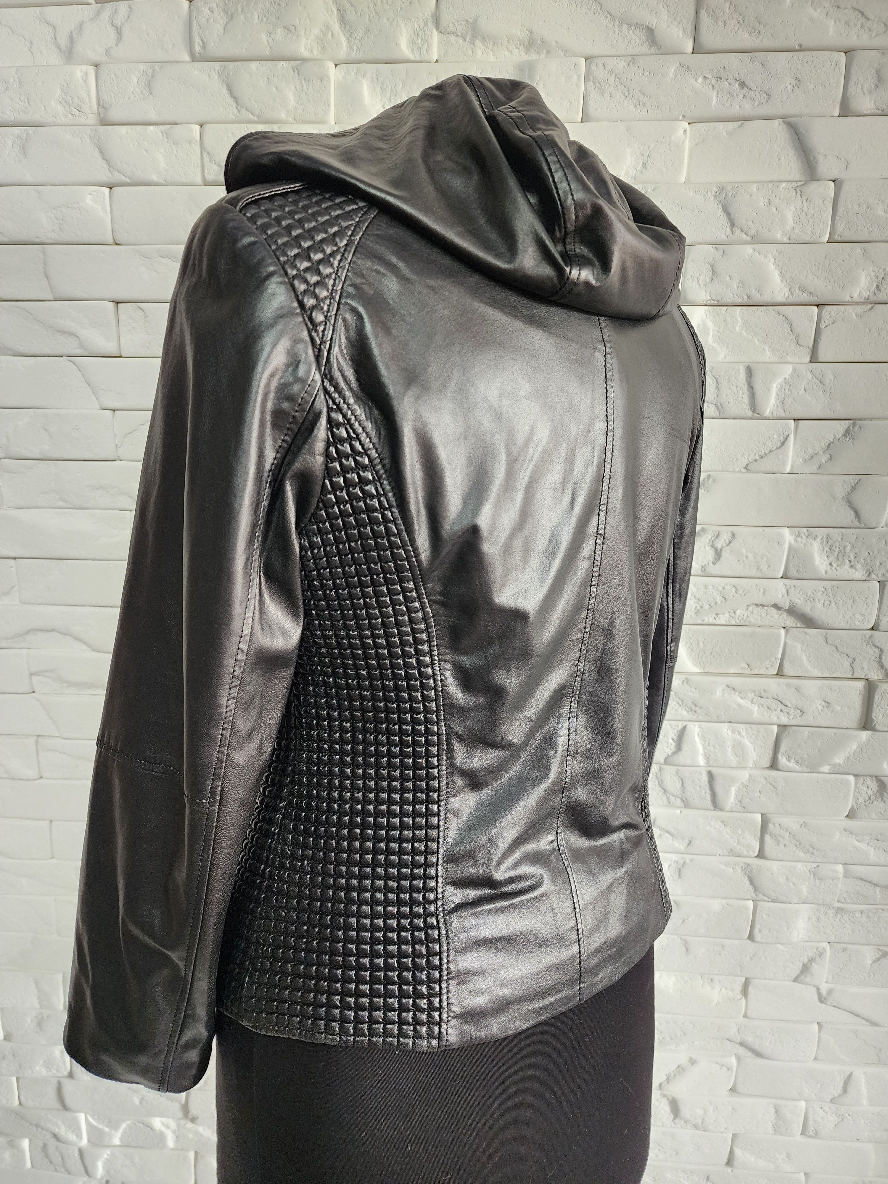 Other Mysterious black women's jacket with a hood. Size L / US 10 / IT 46 - 6 Thumbnail