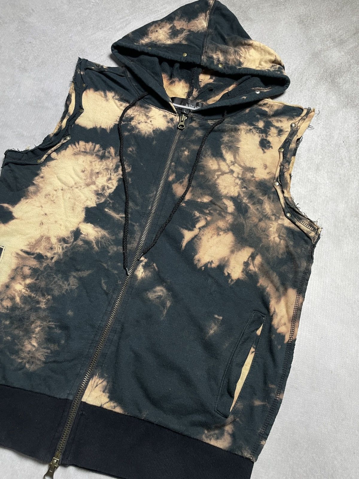 BUFFALO BOBS 2000’s In The Attic - Smooke Pattern Vkei Style Hooded Vest Size US M / EU 48-50 / 2 - 4 Thumbnail