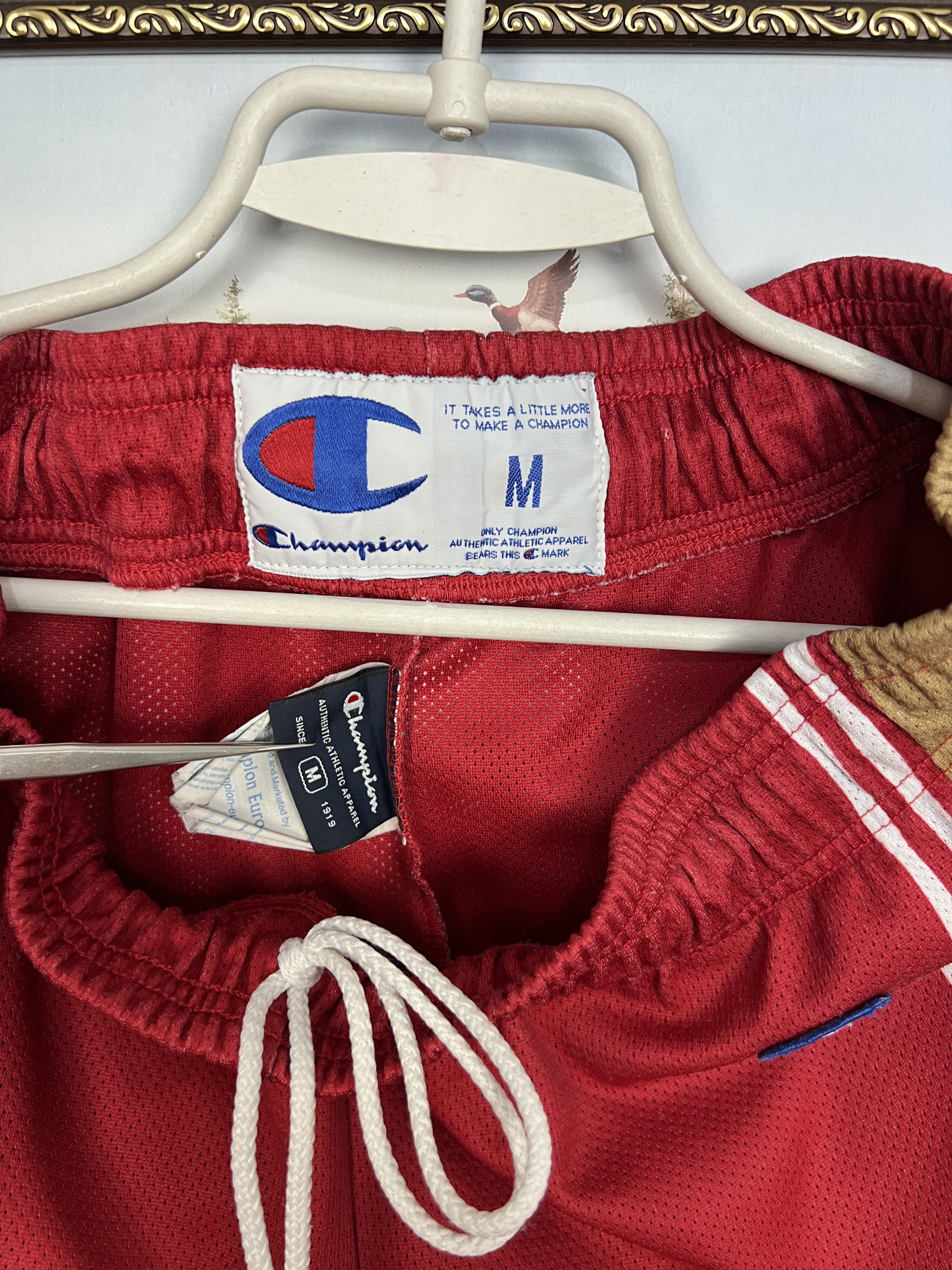 Champion Vintage 90's NBA Cleveland Cavaliers Shorts Champion James M Size US 32 / EU 48 - 10 Thumbnail