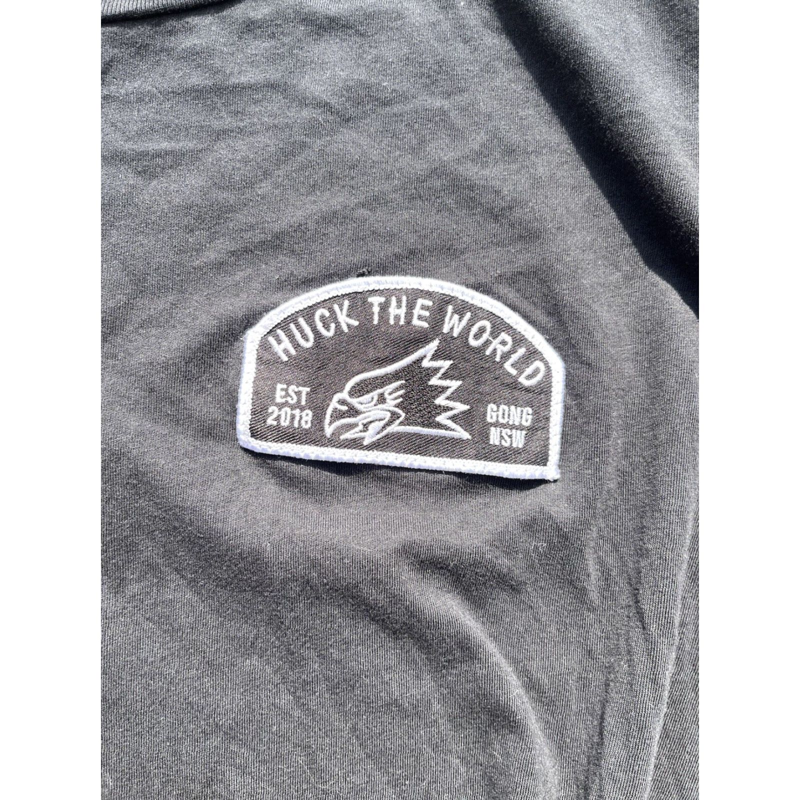 Vintage Huck The World T-Shirt Men’s Black L HTW Logo Classic Skateboard Surf Beach Shirt Size US L / EU 52-54 / 3 - 2 Thumbnail