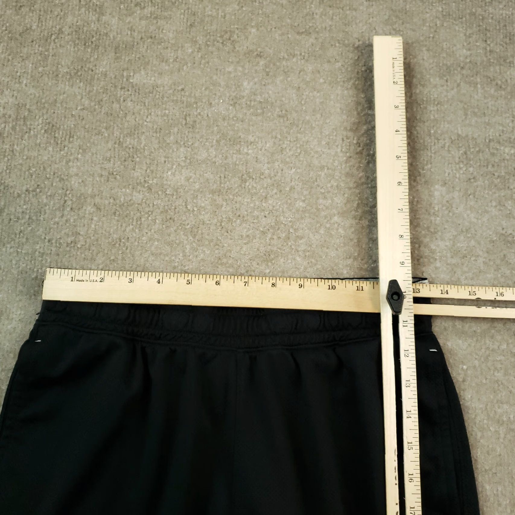 Under Armour Mens Medium Under Armour Black Basketball Shorts Elastic Waist Size US 28 / EU 44 - 5 Thumbnail
