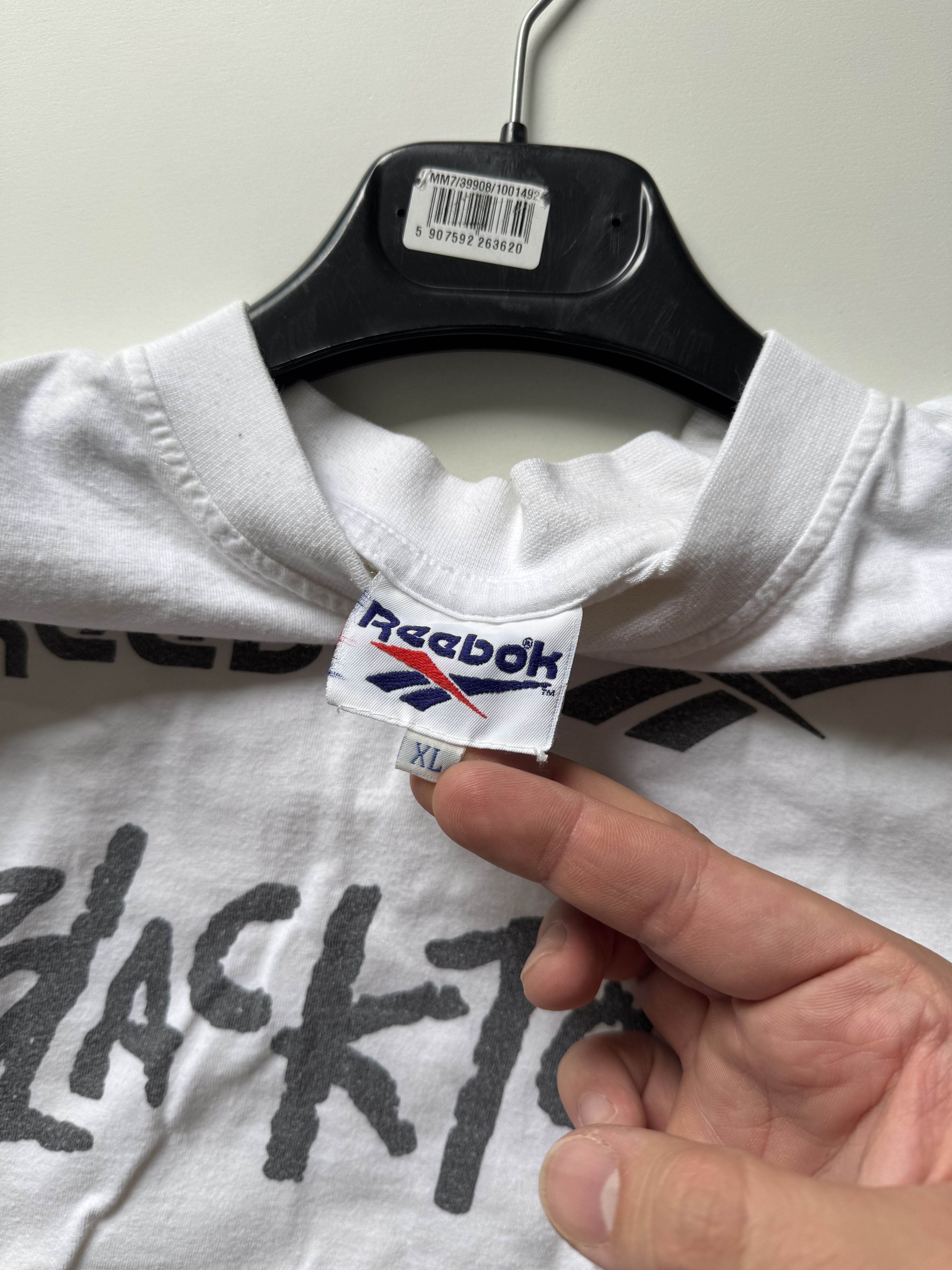 Reebok 90s Reebok Blacktop Logo White Vintage Tee Size US L / EU 52-54 / 3 - 9 Thumbnail