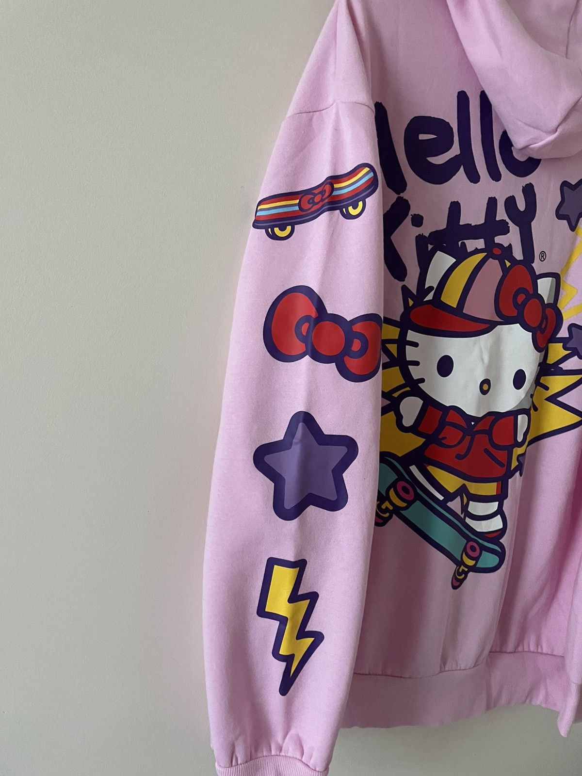 Other NWT Hello Kitty Skateboarding Pink Fleece Hoodie Unisex L Size US L / EU 52-54 / 3 - 3 Thumbnail