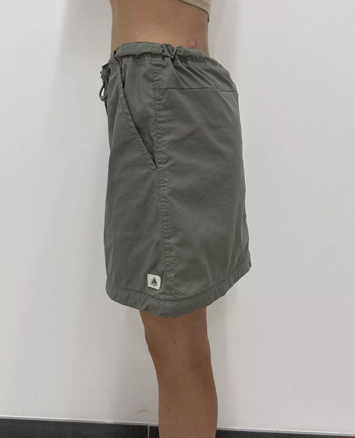 Nike × Nike ACG Nike ACG Nylon Mini Skirt Green A-line Khaki Size S Size 28" / US 6 / IT 42 - 6 Thumbnail