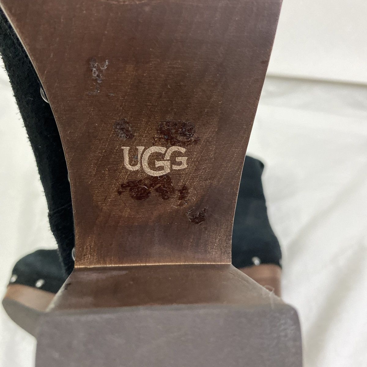Ugg UGG Kouri Suede Sheepskin Clog Boots Women Black Sz 9 EUC Size US 9 / IT 39 - 7 Thumbnail