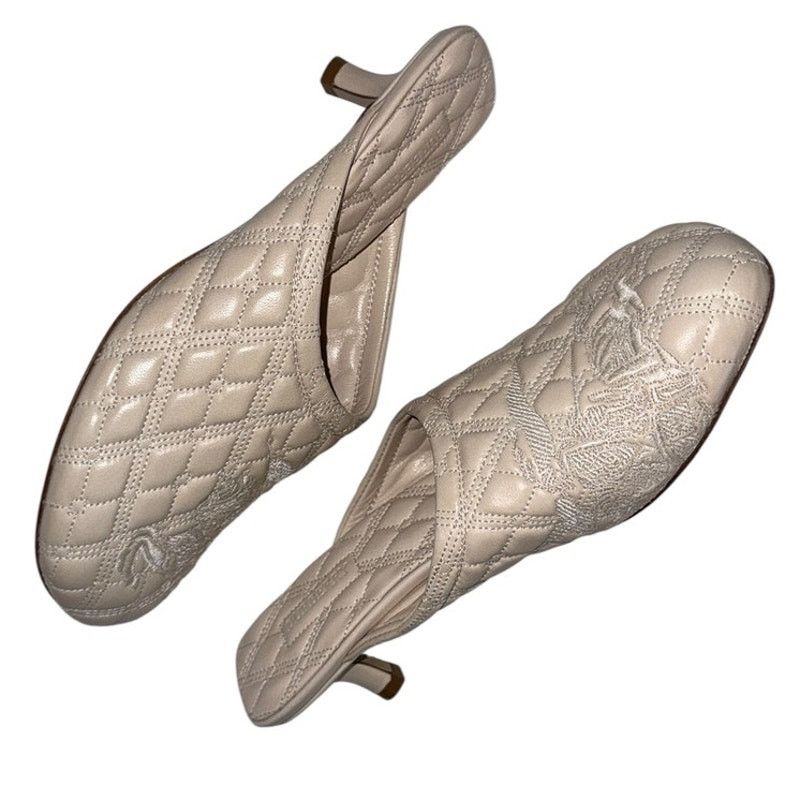 Burberry NEW Burberry Beige Quilted Embroidered Glove Mule Shoes 37.5 Size US 7 / IT 37 - 8 Thumbnail