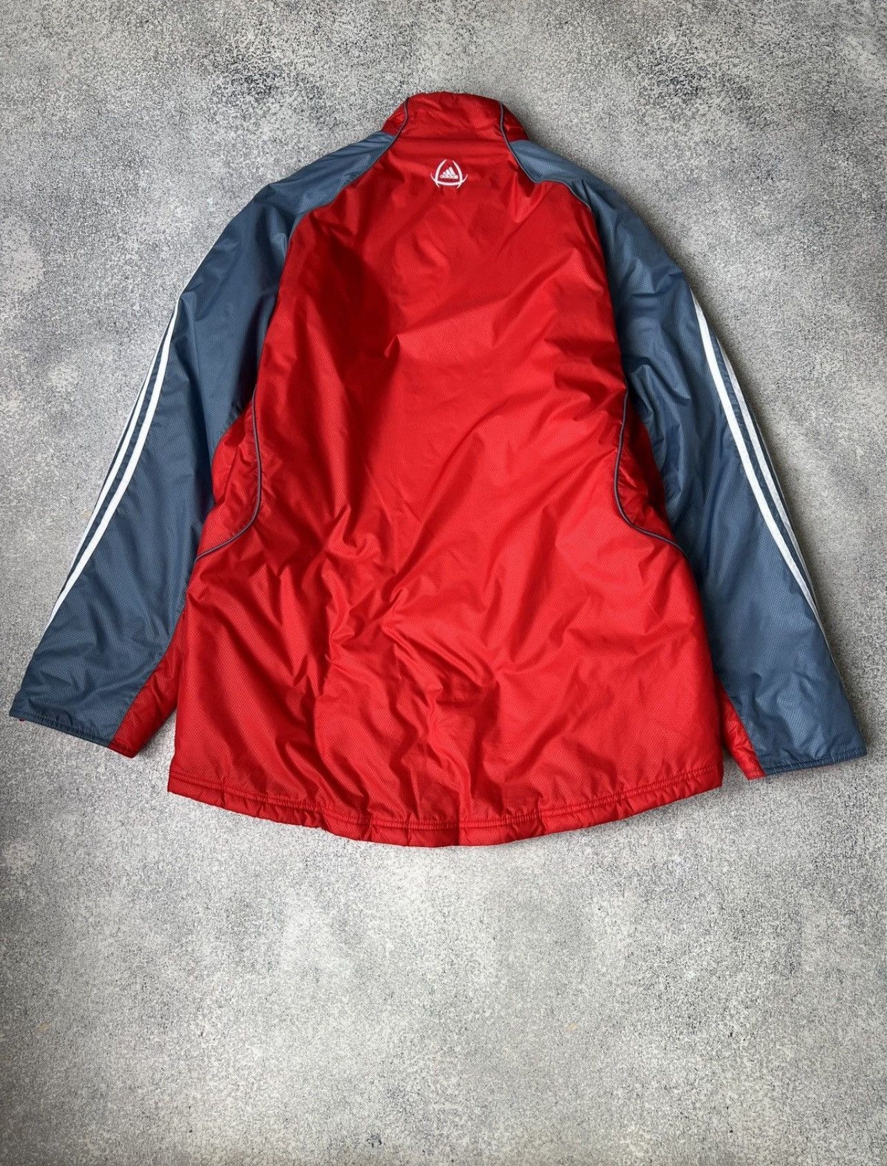 Adidas Bayern Munchen Vintage Y2K Adidas Soccer Puffer Jacket Size US L / EU 52-54 / 3 - 8 Thumbnail