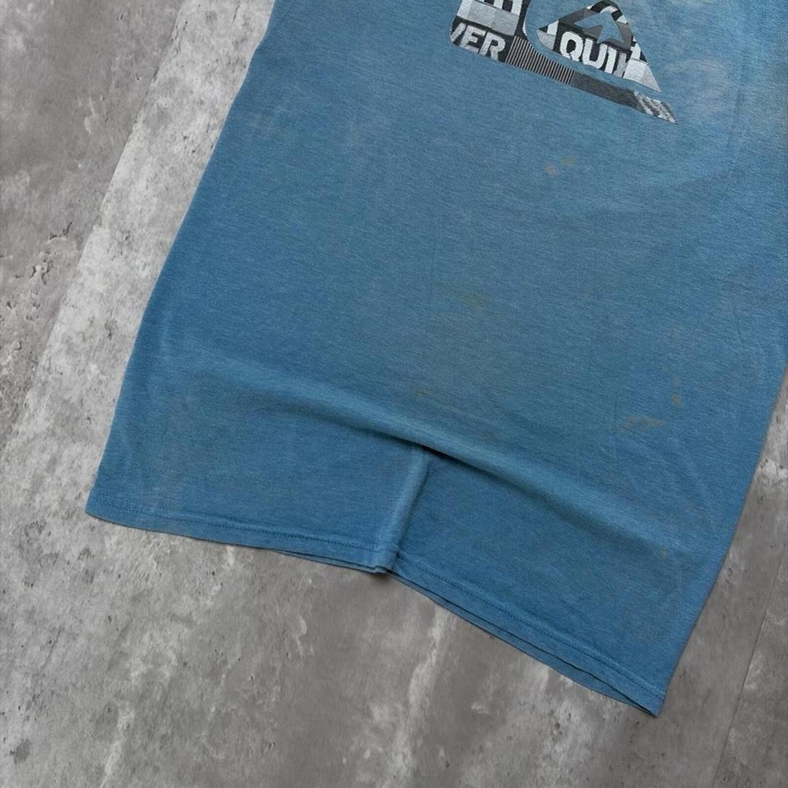 Quiksilver Y2K Light Blue Quiksilver Surf Faded Distressed T-Shirt Size US M / EU 48-50 / 2 - 4 Thumbnail