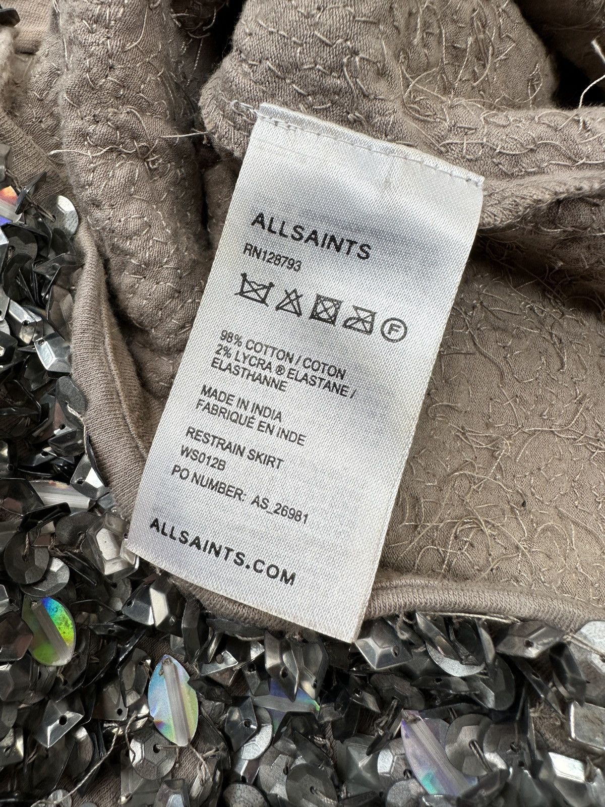 Allsaints ALLSAINTS Sequins Hand Embellished Restrain Skirt UK 8 US 4 Size 27" / US 4 / IT 40 - 7 Thumbnail